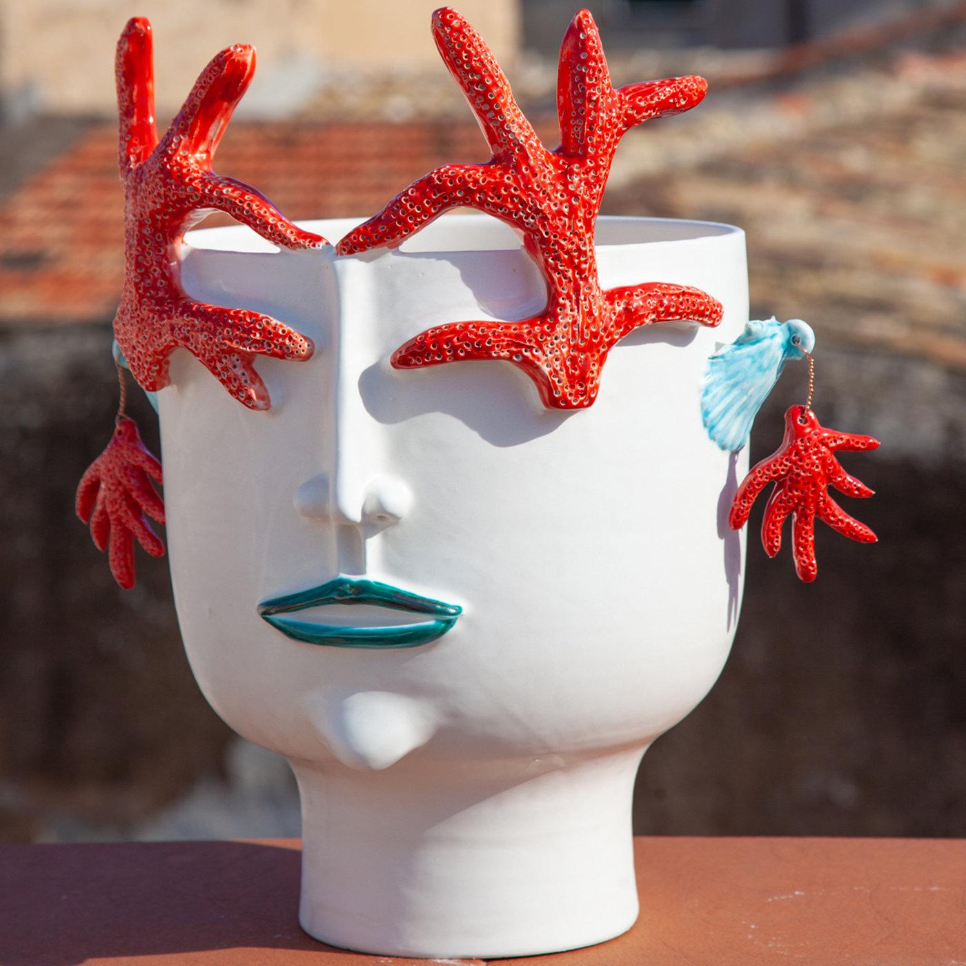 Italiano Vaso con testa di Corallina La ragazza che difende il mare in vendita