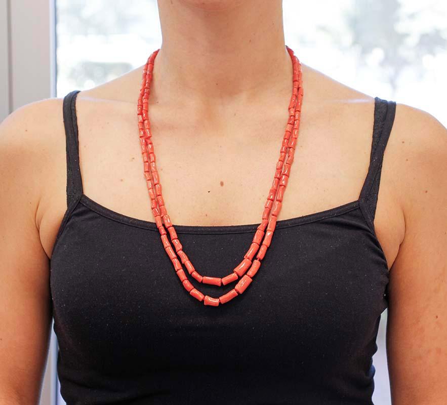 Coral, Multi-Strands Retrò Necklace In Good Condition In Marcianise, Marcianise (CE)