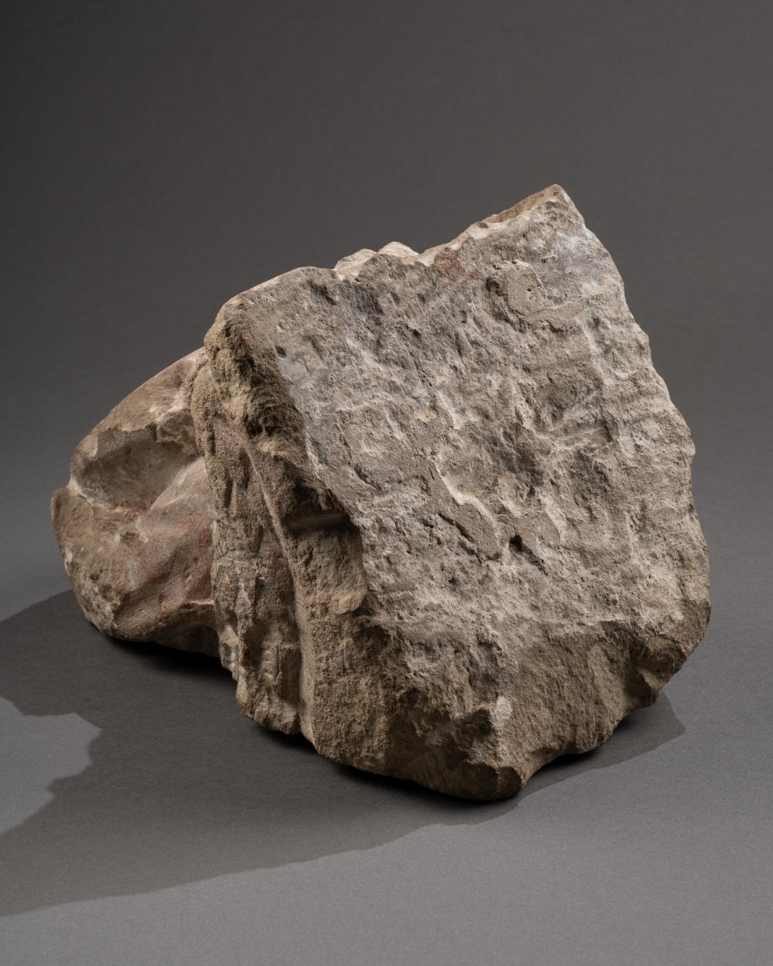 Limestone Corbel with an Angel Holding a Shield - Burgundian Netherlands 15th century For Sale