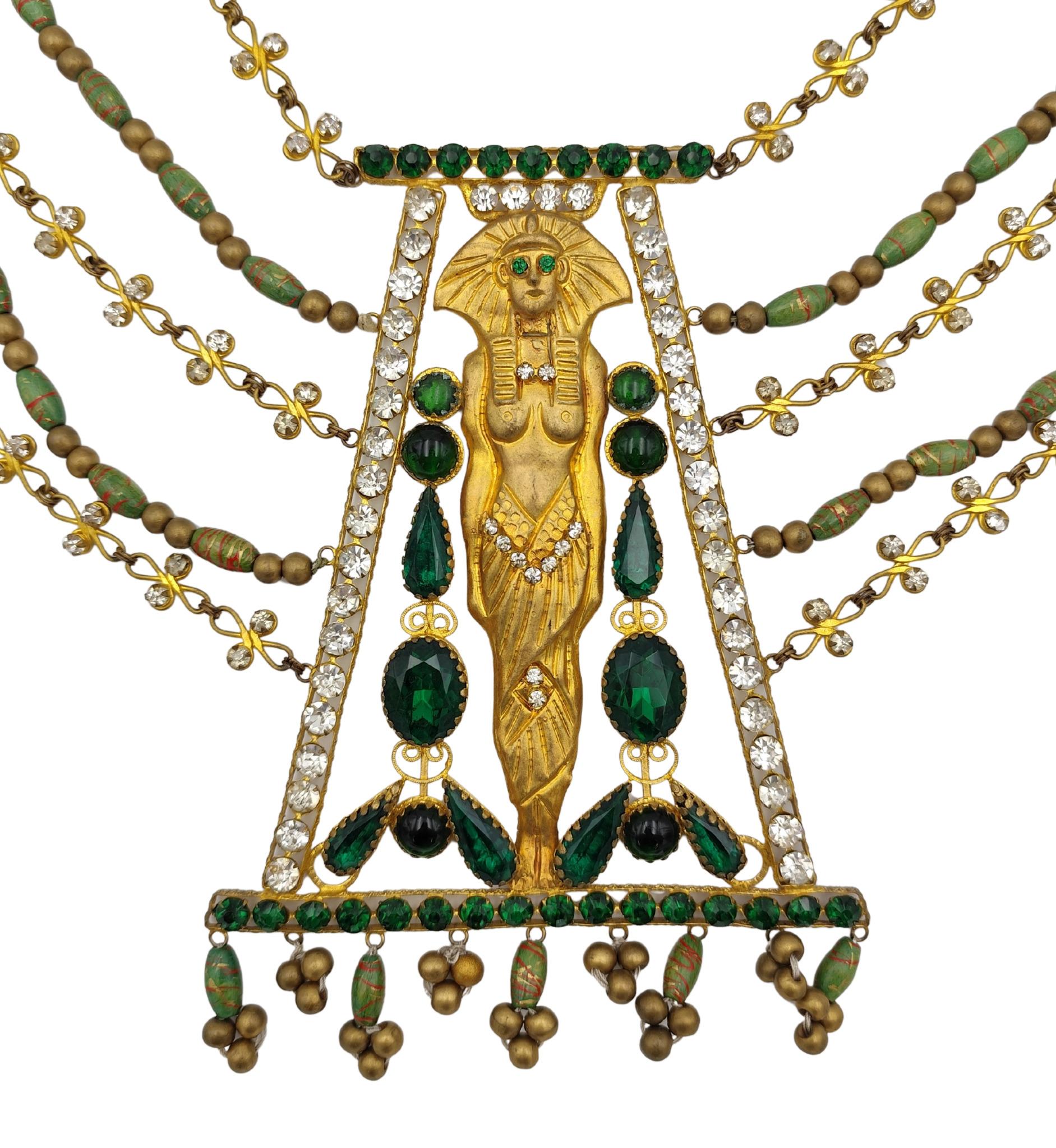 Conjunto de joyas egipcias de strass verde de traje de teatro de ópera Corbella Milano en venta 5