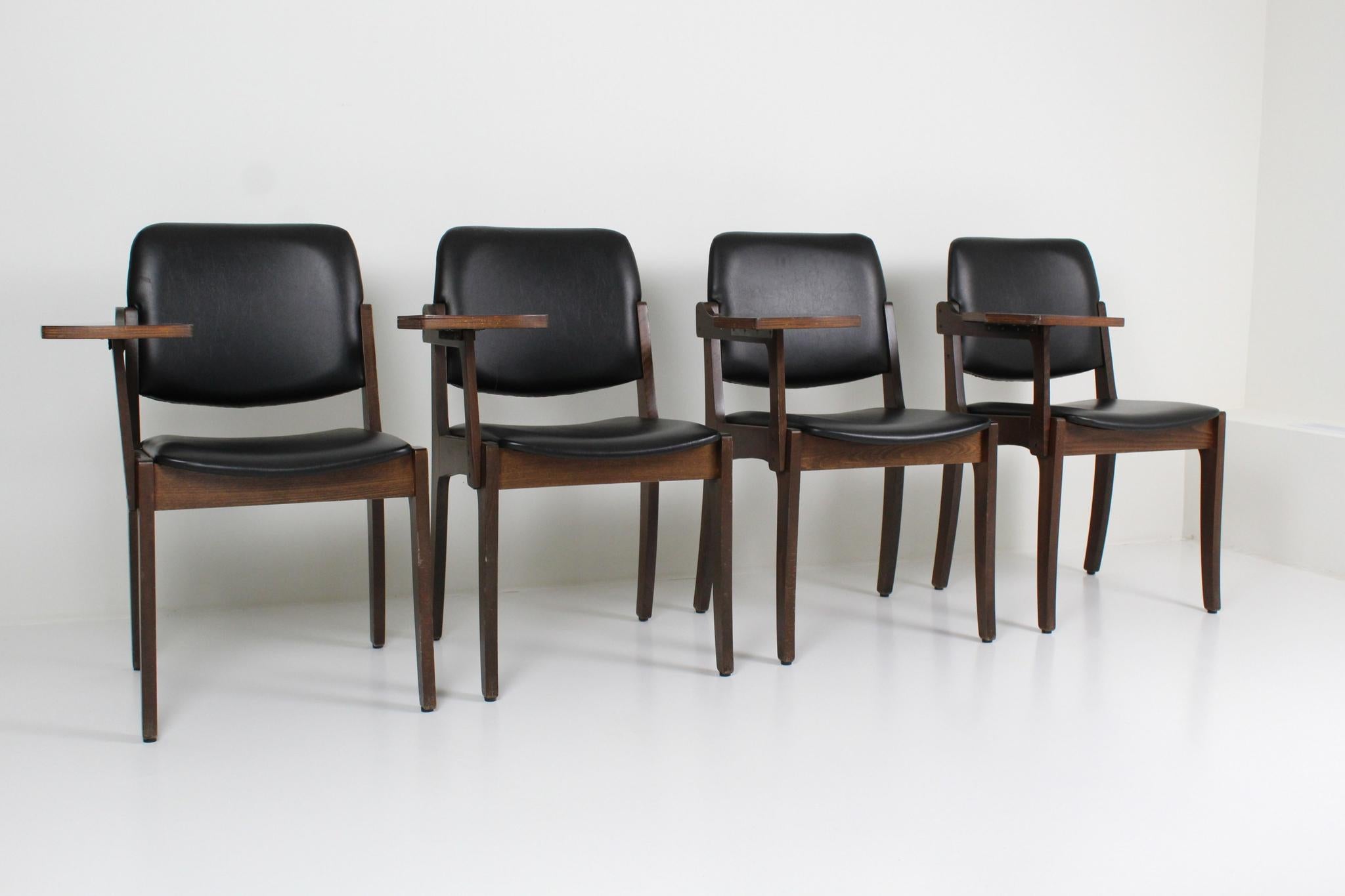 Conjunto Corbetta sillas con mesa en venta 5