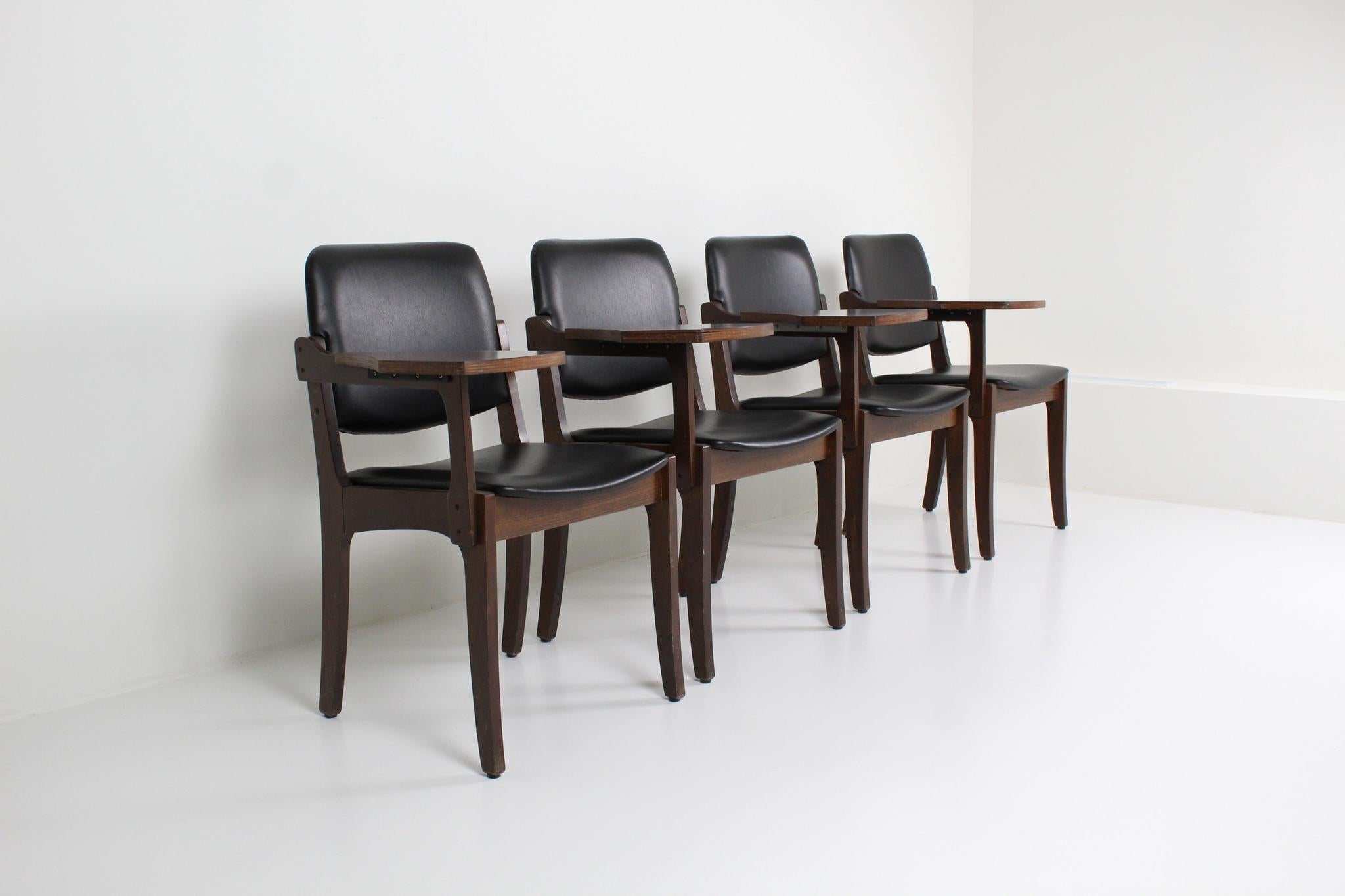 Conjunto Corbetta sillas con mesa en venta 6
