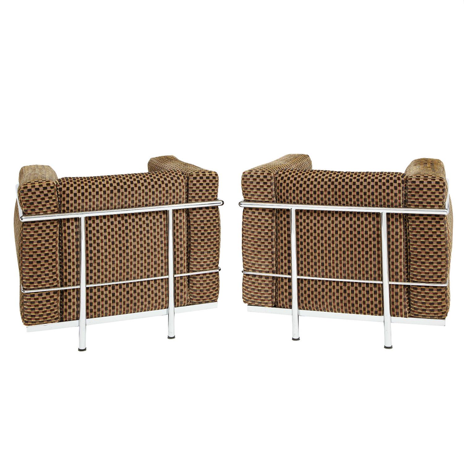 Hand-Crafted Corbusier Pair of Iconic Model LC2 Club Chairs in Chrome 1990s