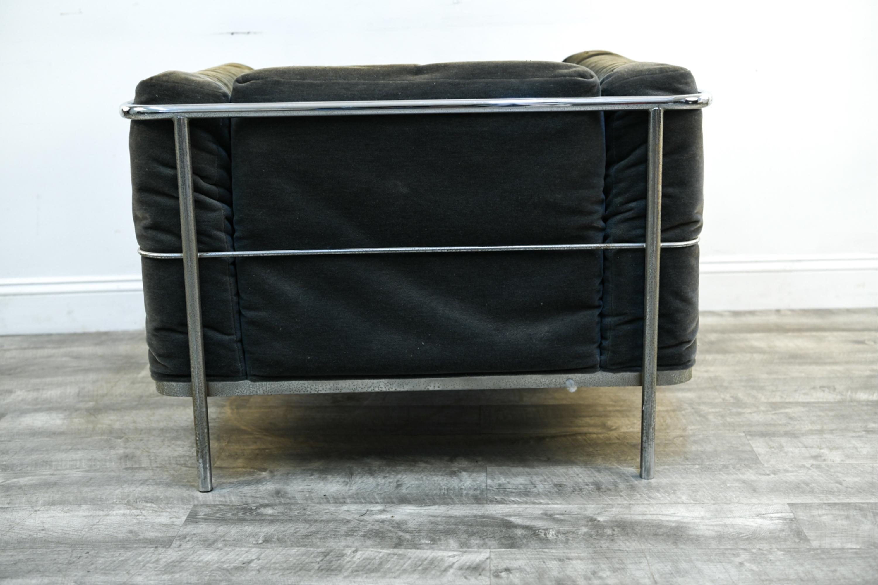 Corbusier Style Sofa and Chair 3