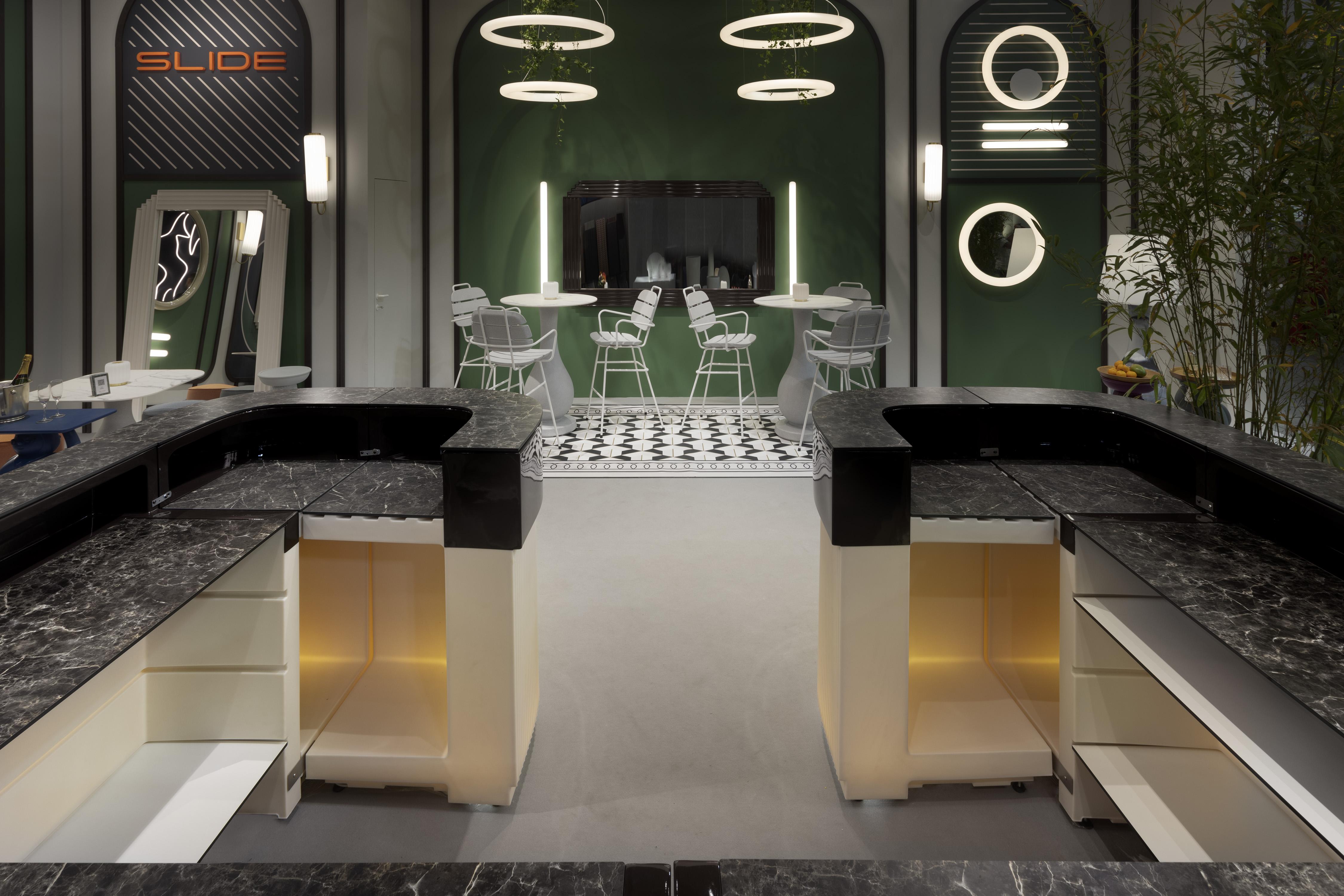 Cordiale Corner Bar Counter by Roberto Paoli For Sale 2