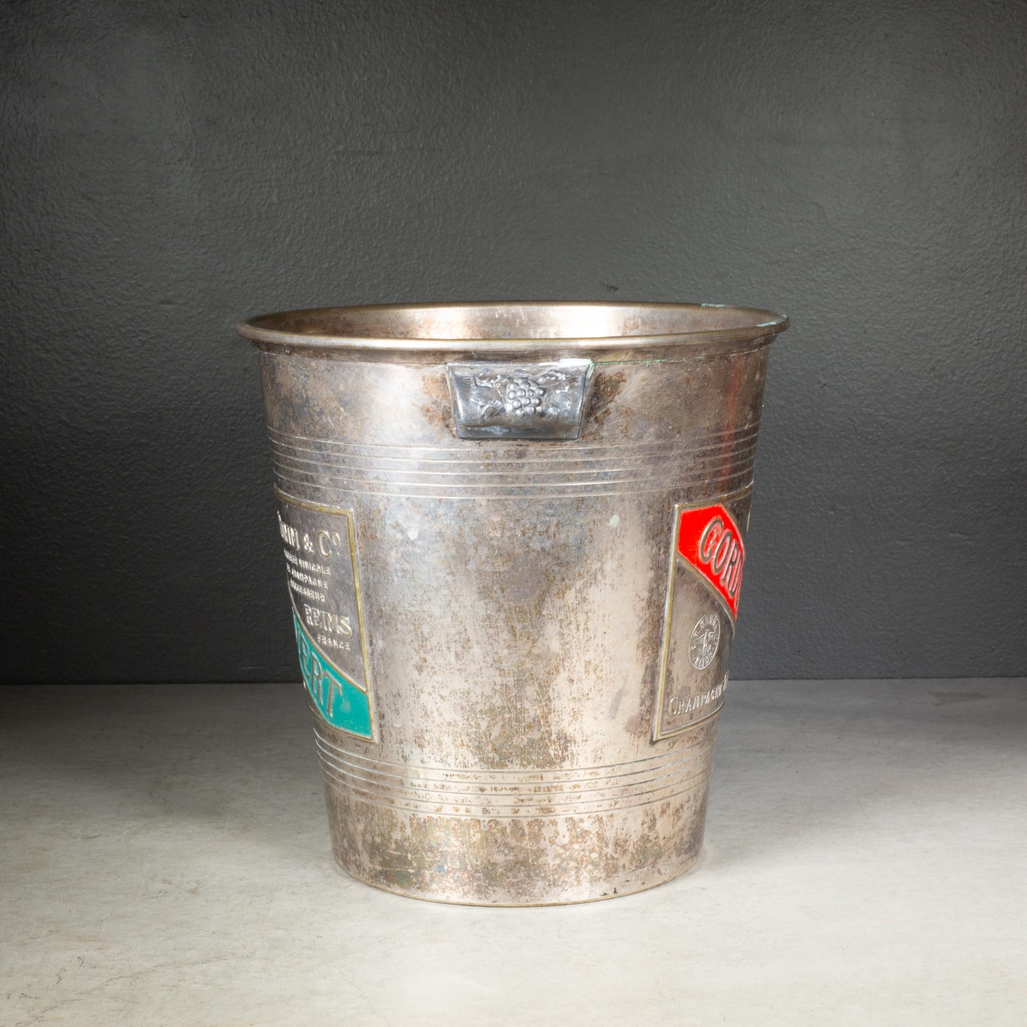 Cordon Rouge French Mumm Champagne Bucket c.1945-1960 siglo XX en venta