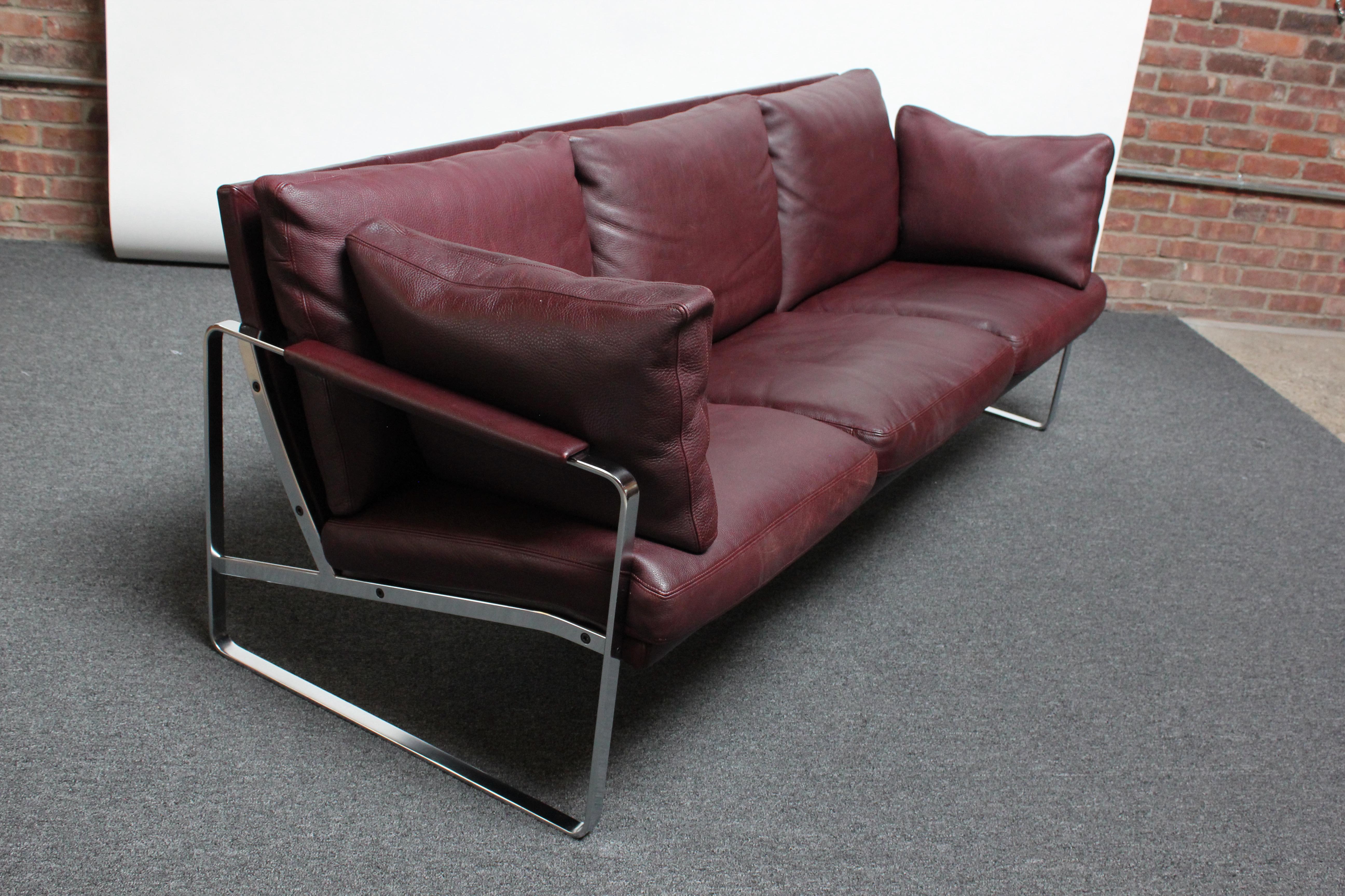 Mid-Century Modern Cordovan Leather and Chrome-Steel Sofa by Preben Fabricius for Walter Knoll For Sale