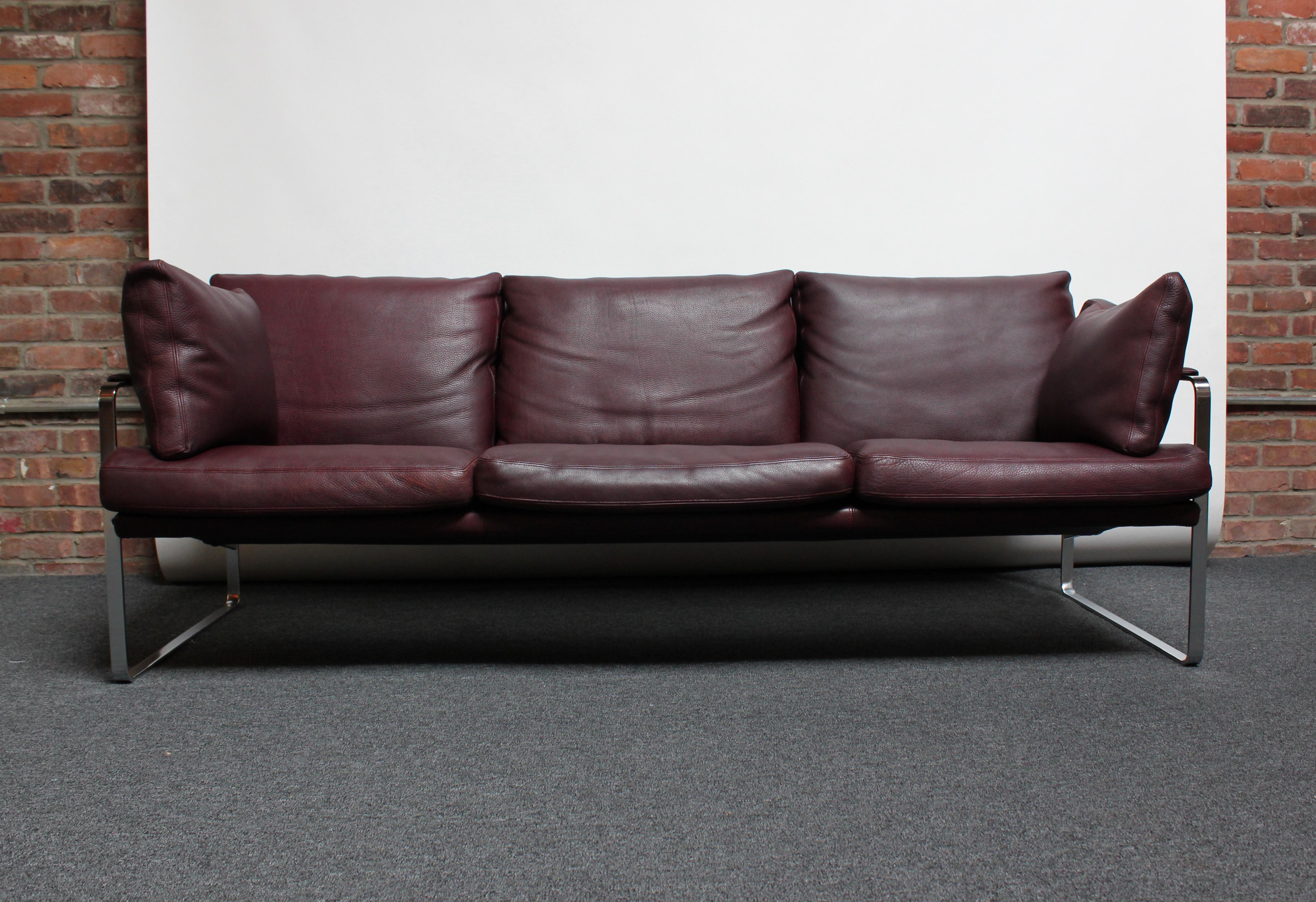 German Cordovan Leather and Chrome-Steel Sofa by Preben Fabricius for Walter Knoll For Sale