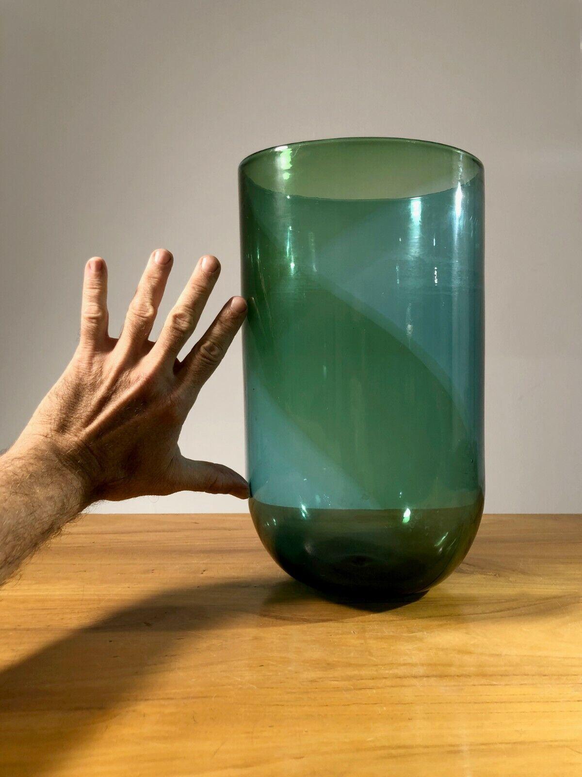 Rare vase en verre « Coreani » de TAPIO WIRKKALA, VENINI MURANO, Italie, 1970 Bon état - En vente à PARIS, FR
