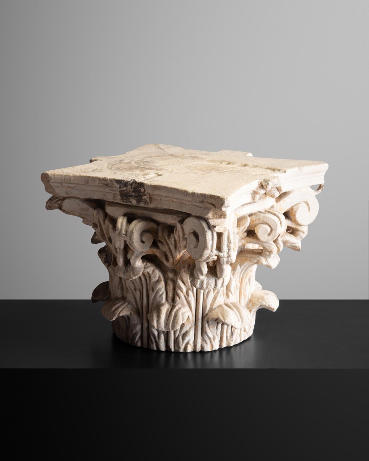 corinthian column capitals