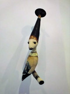 Iedereen een Hoed op Everybody wears a Hat Mixed Media Sculpture In Stock