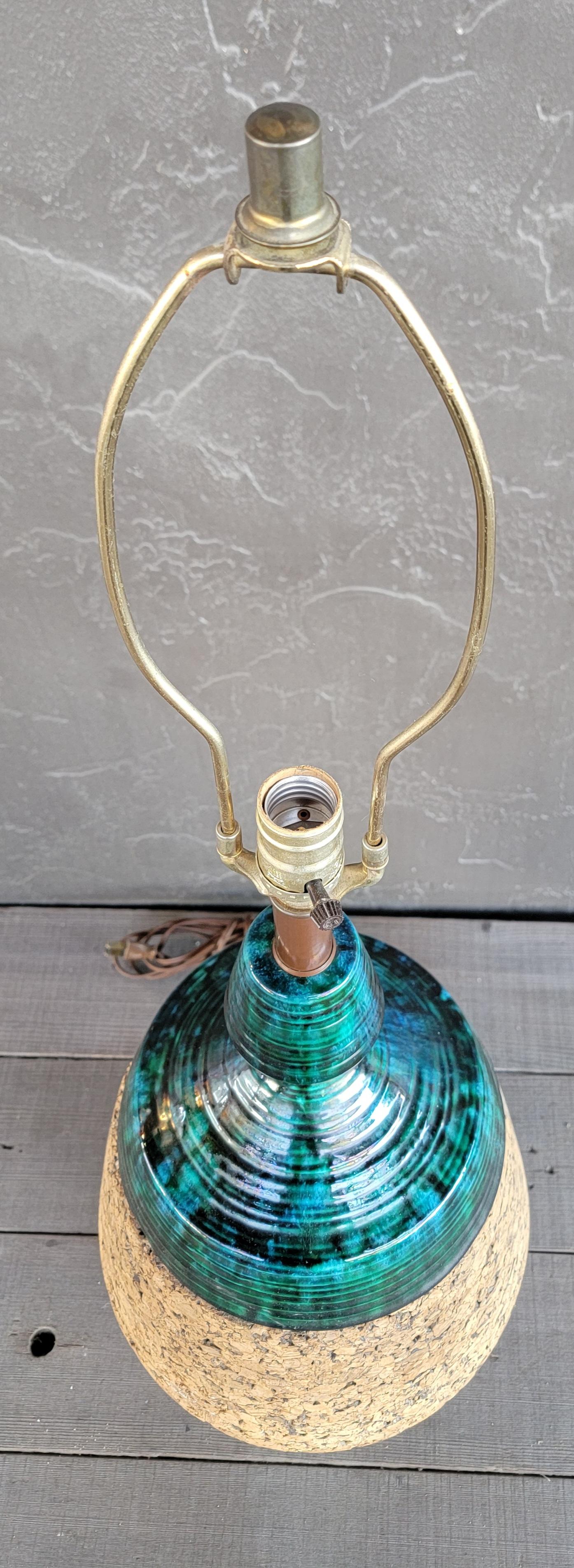 Cork and Ceramic Mid-Century Modern Table Lamp en venta 1