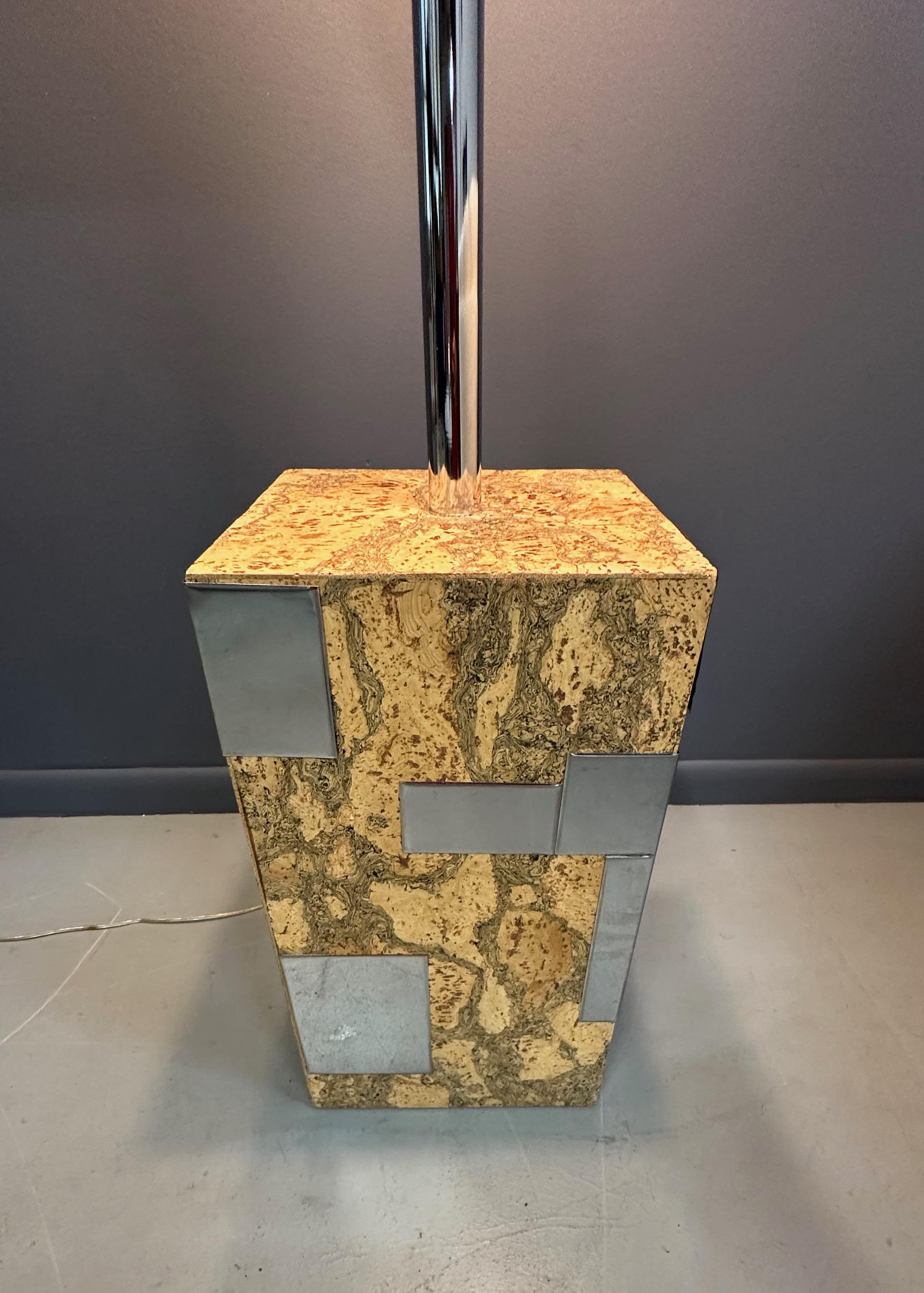 Lampadaire en liège et acier inoxydable dans le style de Paul Evans en vente 1