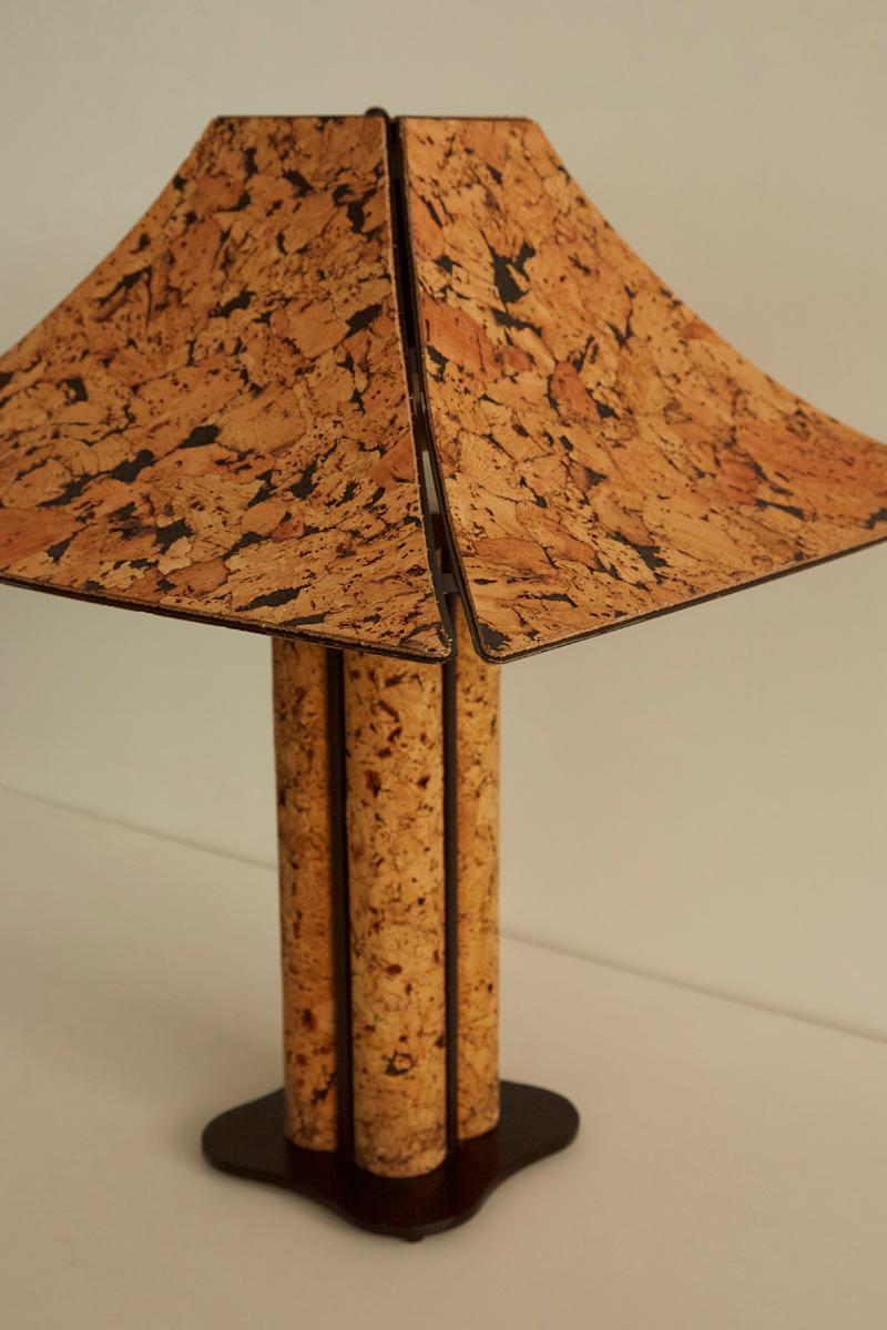 Mid-Century Modern Lampe en liège en vente