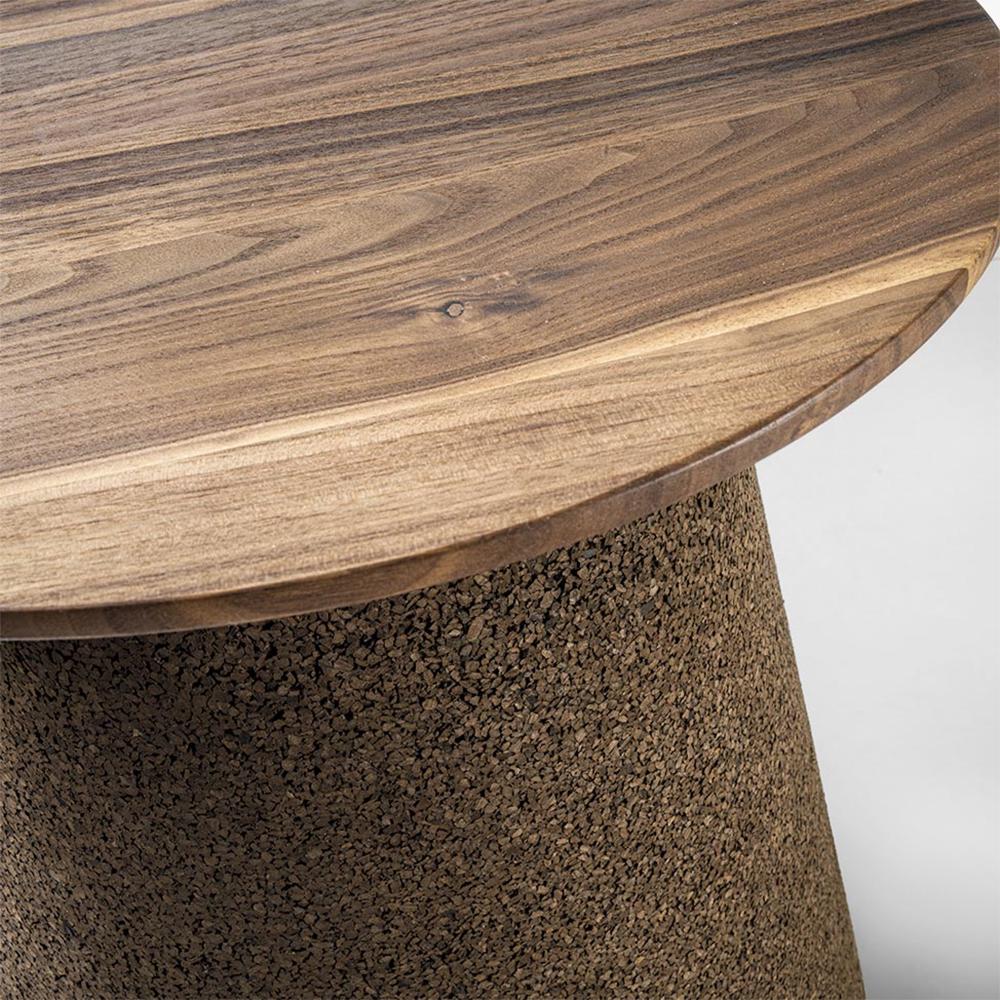 Cork Walnut Stool In New Condition For Sale In Paris, FR