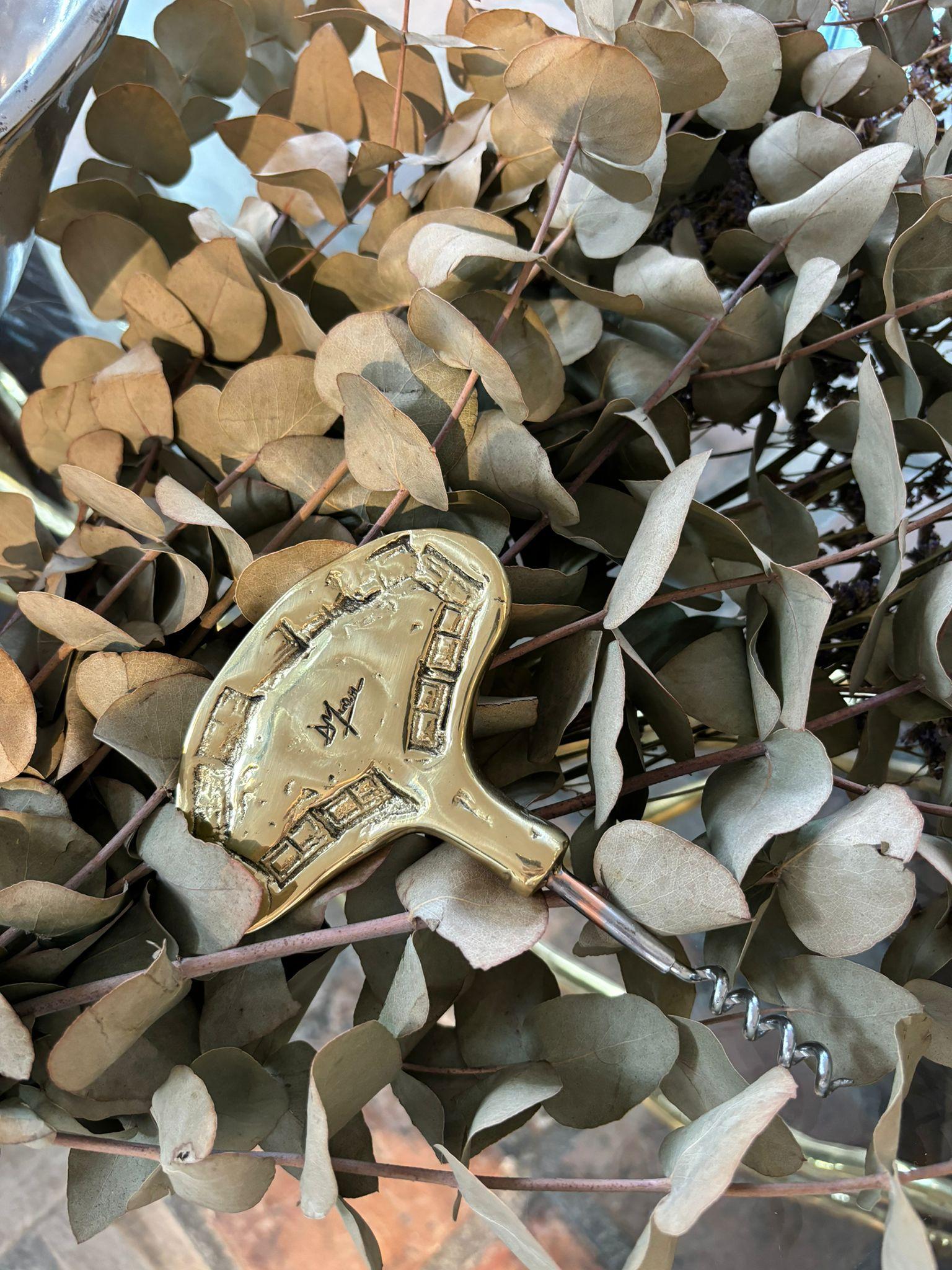 Corkscrew C020 handmade in cast brass In New Condition For Sale In Benahavis, AN