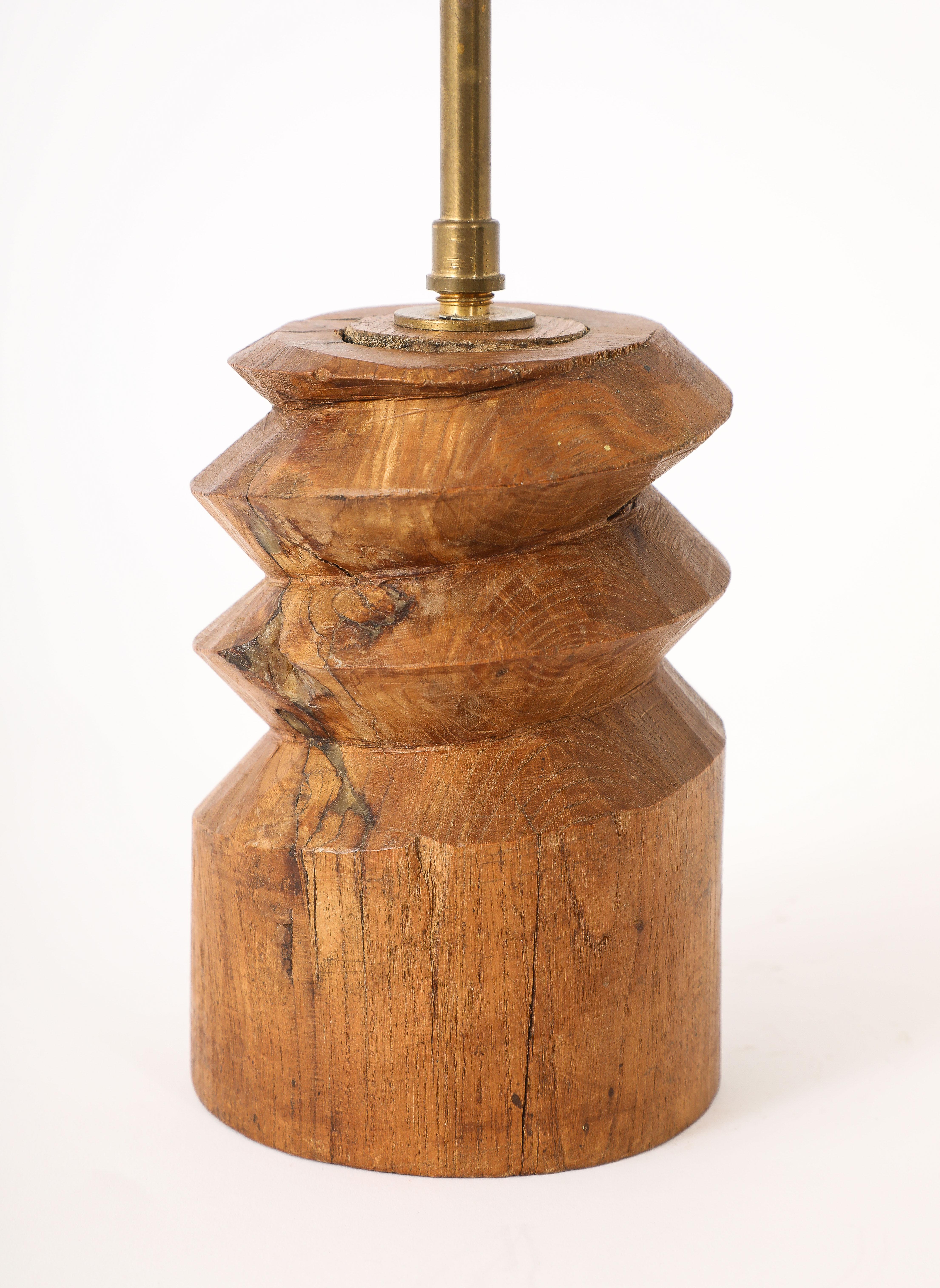 Lampada da tavolo a cavatappi in Wood Wood, Francia, anni '60 In condizioni buone a New York, NY