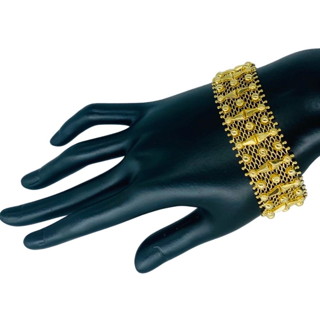 Bracelet à maillons larges fantaisie en or 18 carats 22 mm de Corletti Designer en vente 4