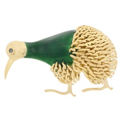 Corletto Yellow Gold Sapphire Brooch, 18k Green Enamel Vintage Kiwi Bird Pin