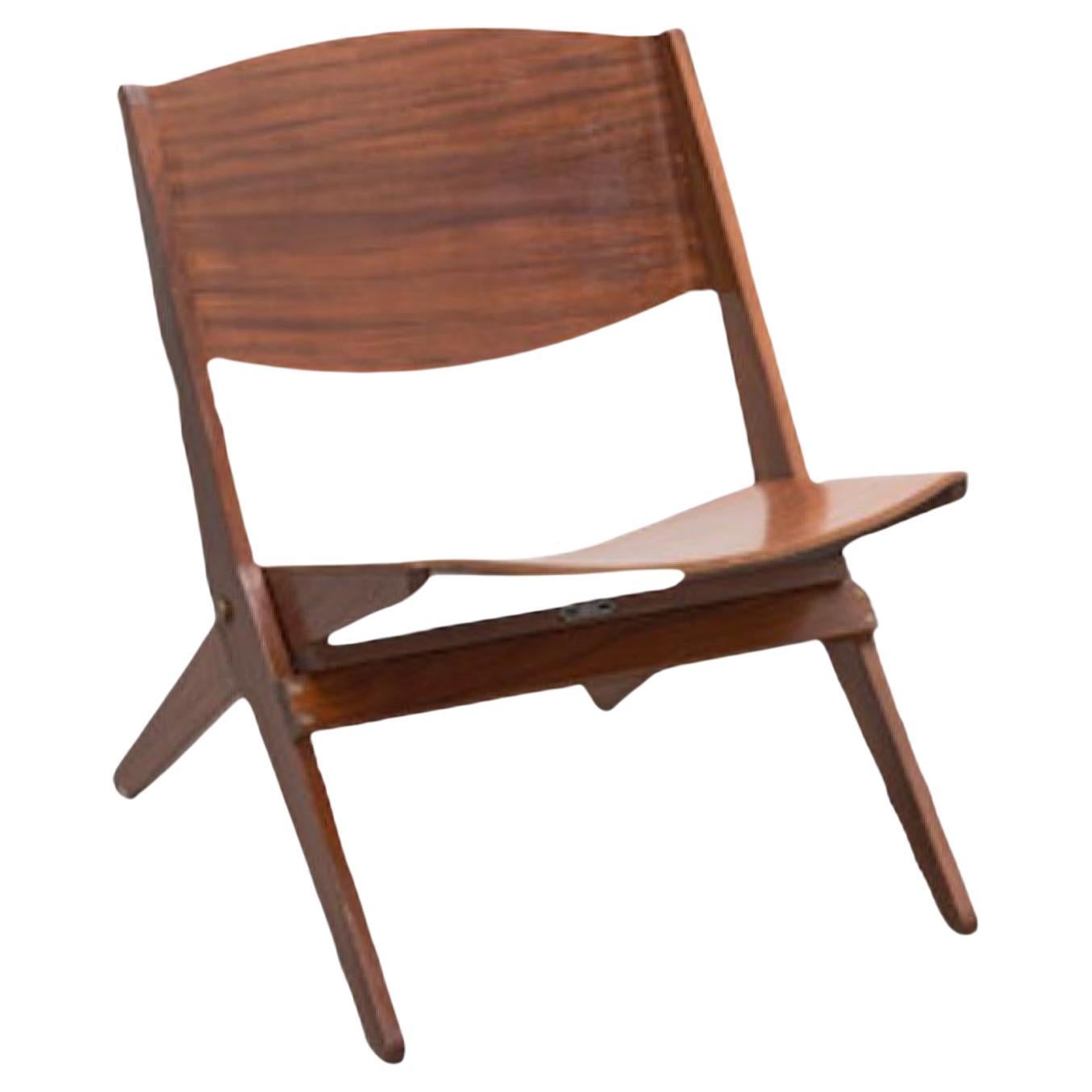 'Cormorant' Folding Chair By Ernest Race