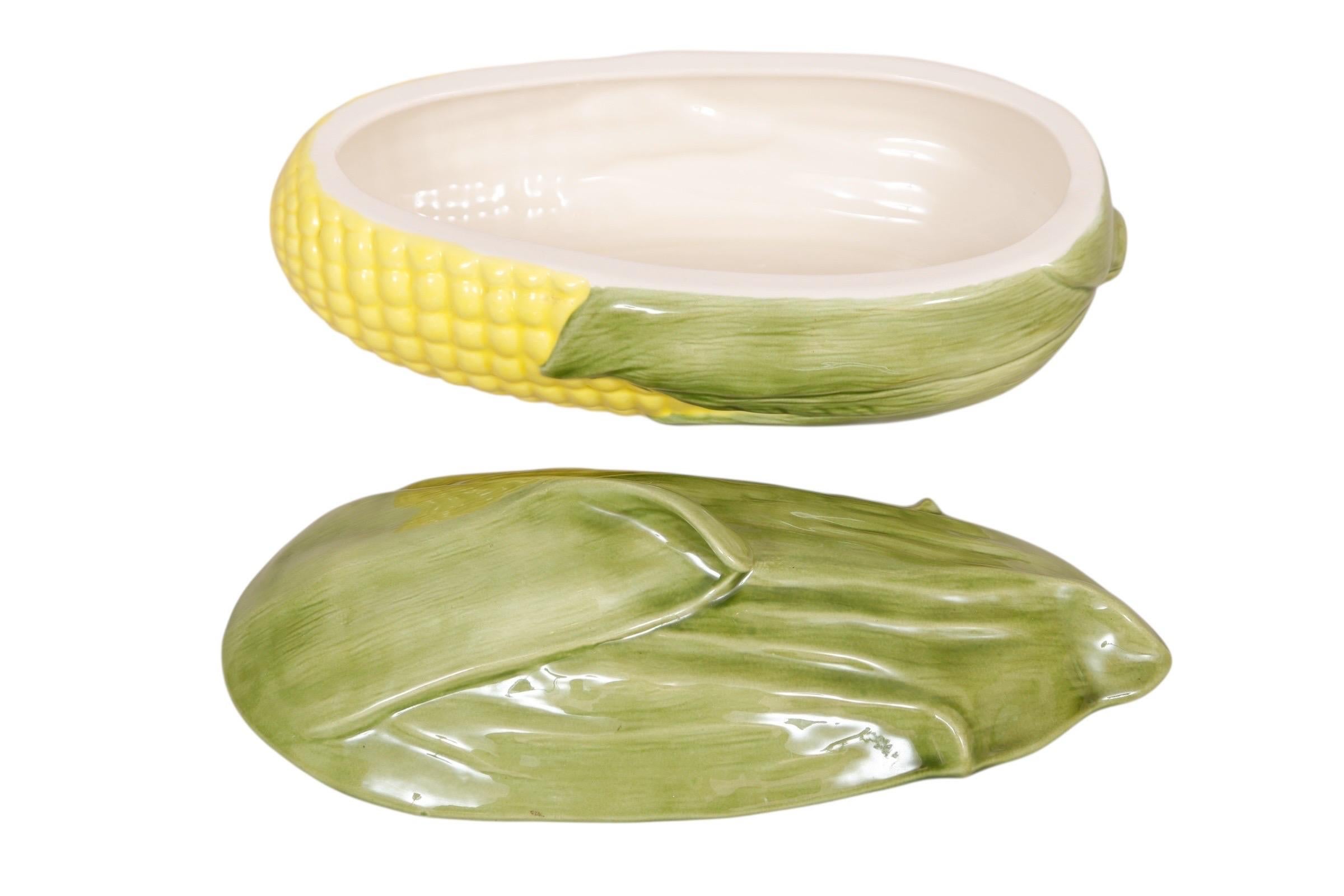 Maiskönig Stil Keramik Auflaufform mit Deckel (Ende des 20. Jahrhunderts) im Angebot