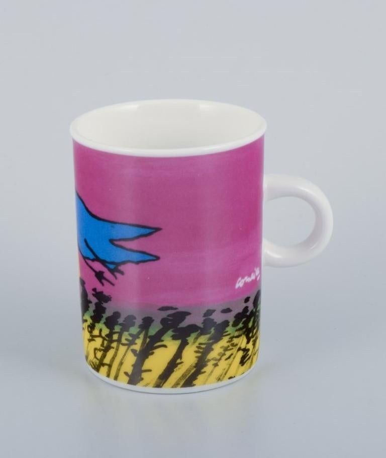 Corneille (Guillaume Cornelis van Beverloo), Dutch CoBrA artist (1922-2010). Coffee cup, plate, and egg cup in porcelain decorated with birds over a field in sunrise.
From the 1980s/1990s.
In perfect condition.
Marked.
Egg cup: Height 5.0 cm x