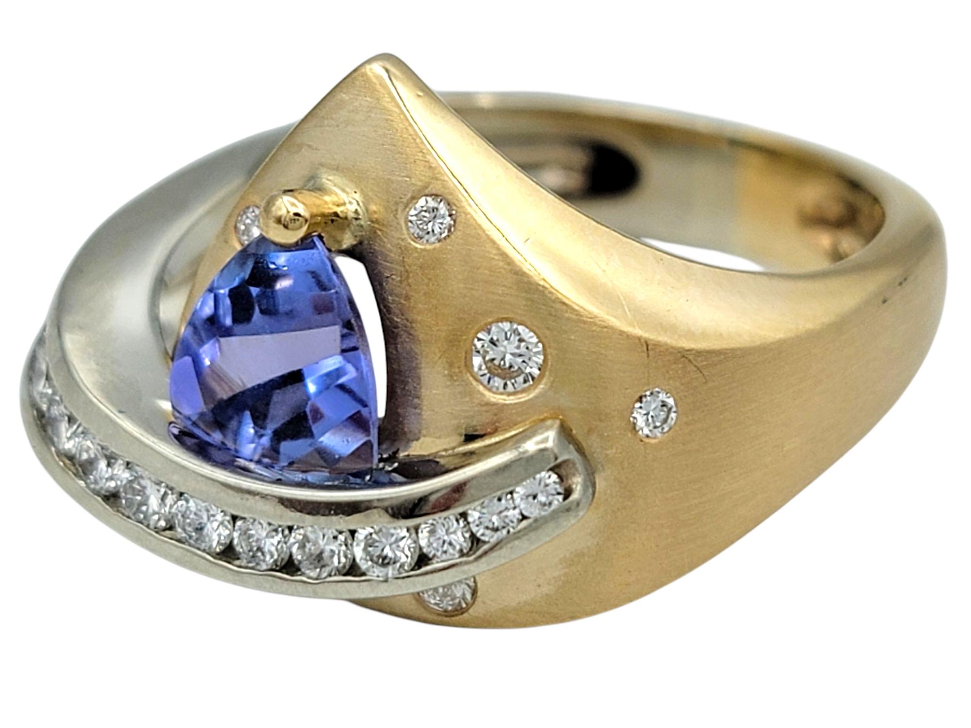 Cornelis Hollander Tanzanite & Diamond Contemporary Two-Tone 14 Karat Gold Ring In Good Condition For Sale In Scottsdale, AZ