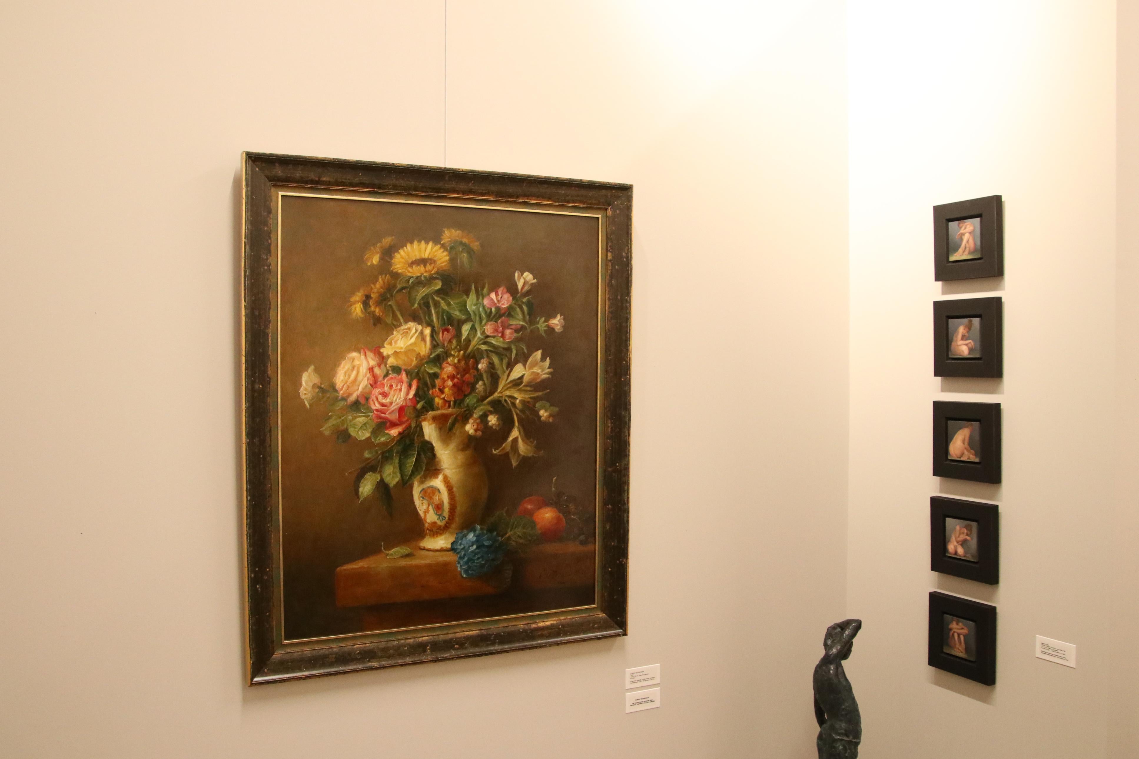 Vase with Sunflowers and Roses - 21st Century Contemporary Still-Life Oil Paint 3