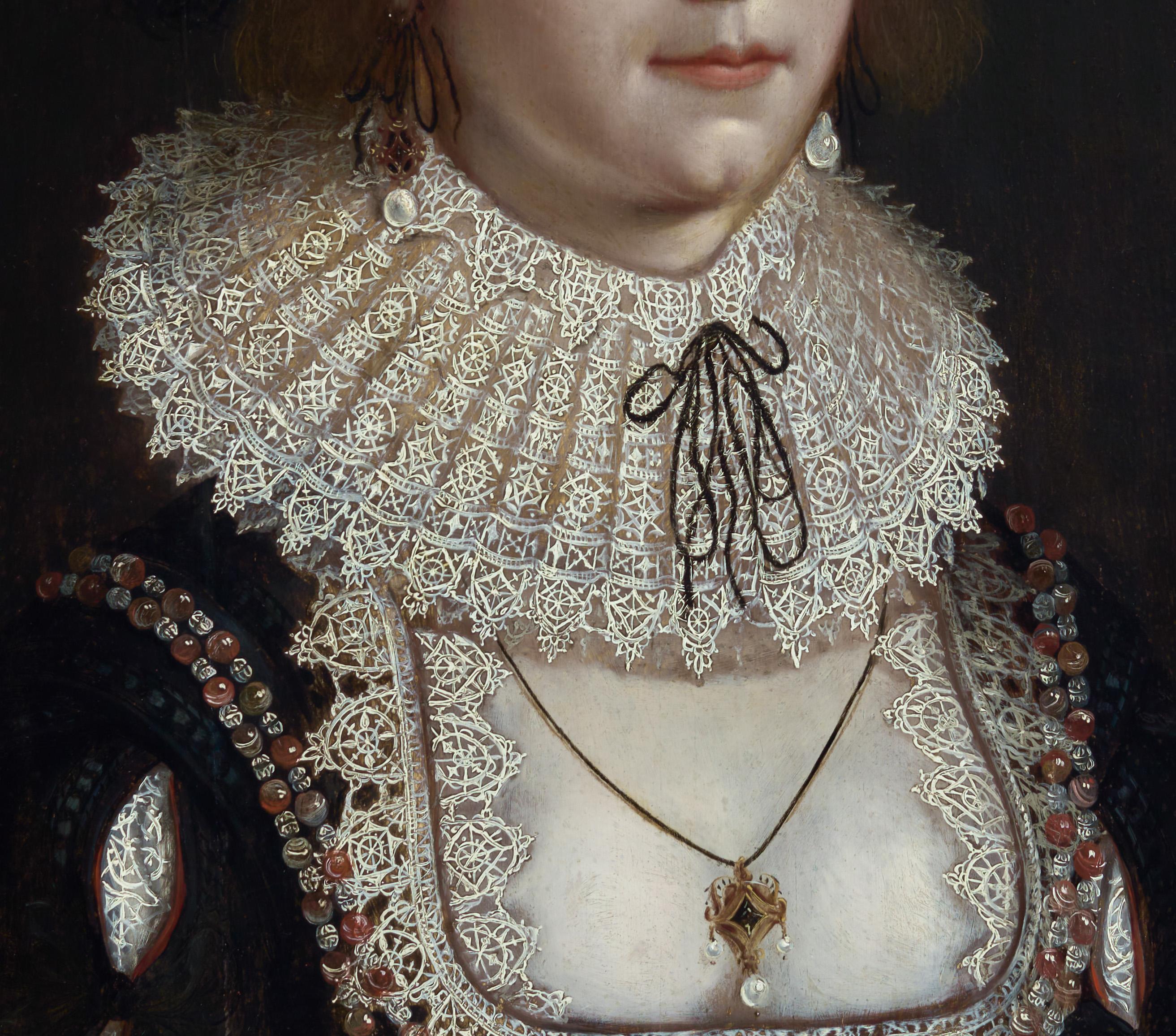 Porträt einer Dame, Mary Hammond in reicher Kleidung, Juwelen, Spitze ca. 1618-22 Historisch im Angebot 5