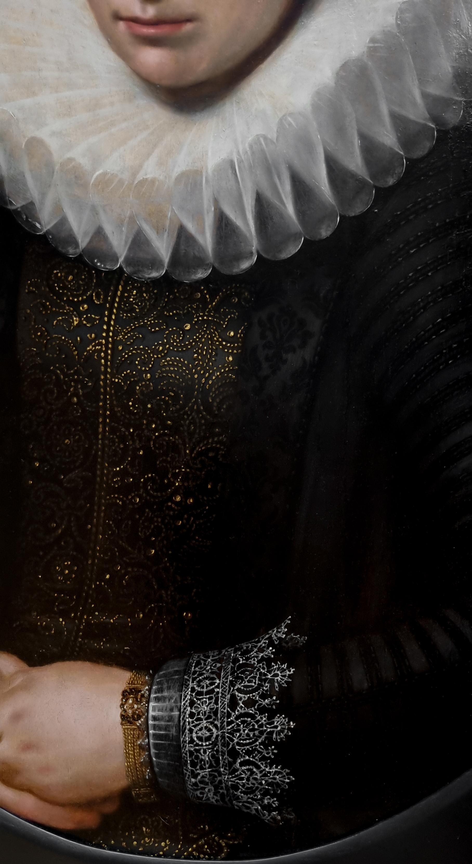 Porträt einer Dame in einem aufwändigen Rüschen- und Spitzenadelkopf von 1610-20, niederländischer alter Meister im Angebot 1
