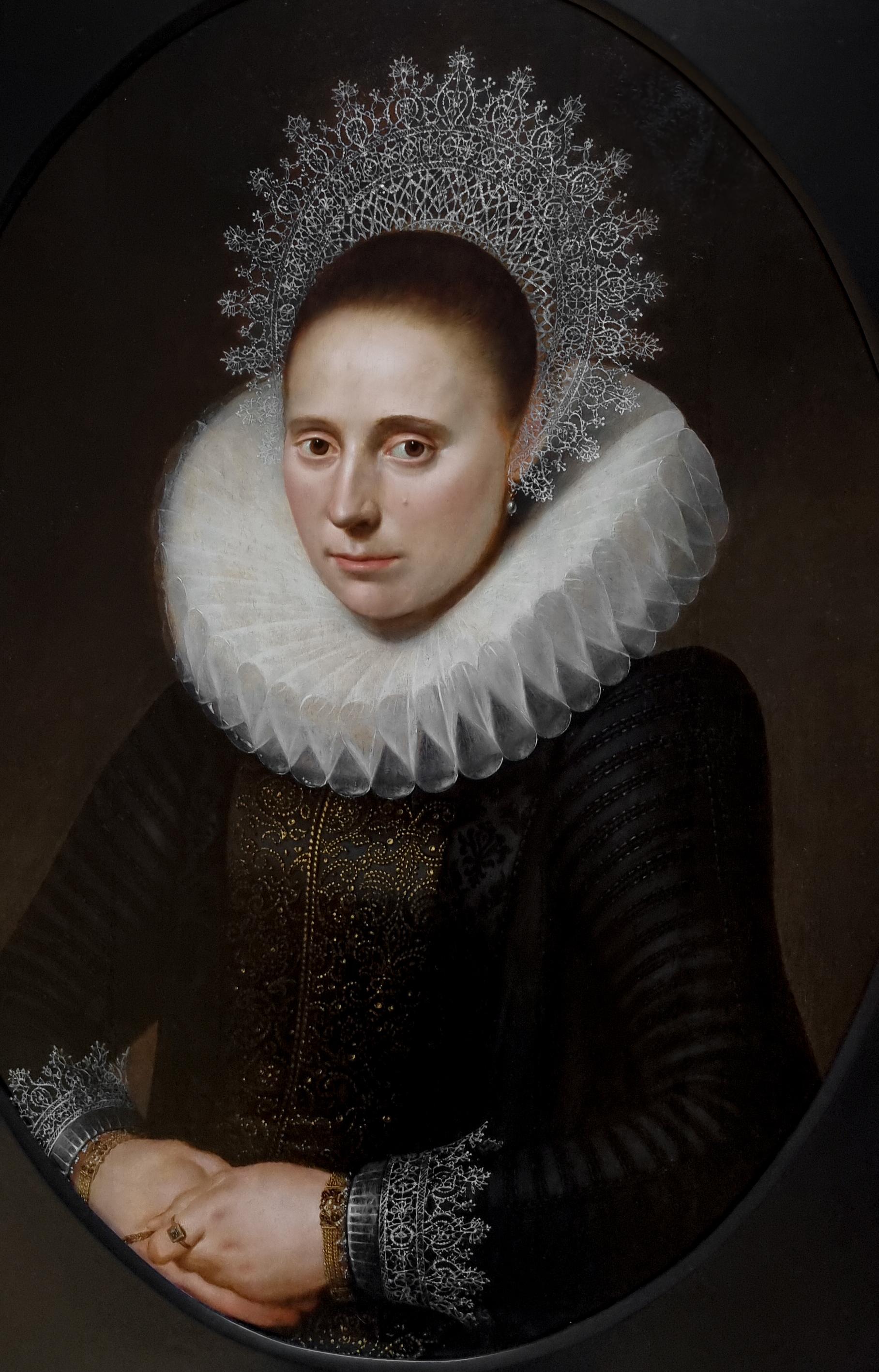 Porträt einer Dame in einem aufwändigen Rüschen- und Spitzenadelkopf von 1610-20, niederländischer alter Meister (Alte Meister), Painting, von Cornelius van der Voort