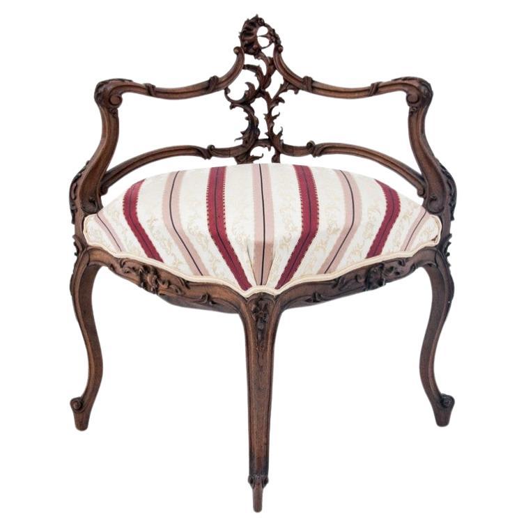 Corner armchair, France, around 1880. For Sale