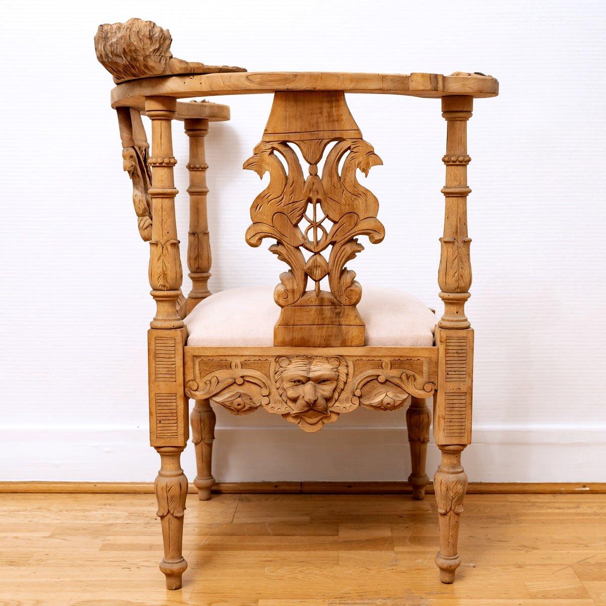 Corner Armchair - Solid Walnut - Decors Aux Putti - Neo-renaissance - Period: XI 2