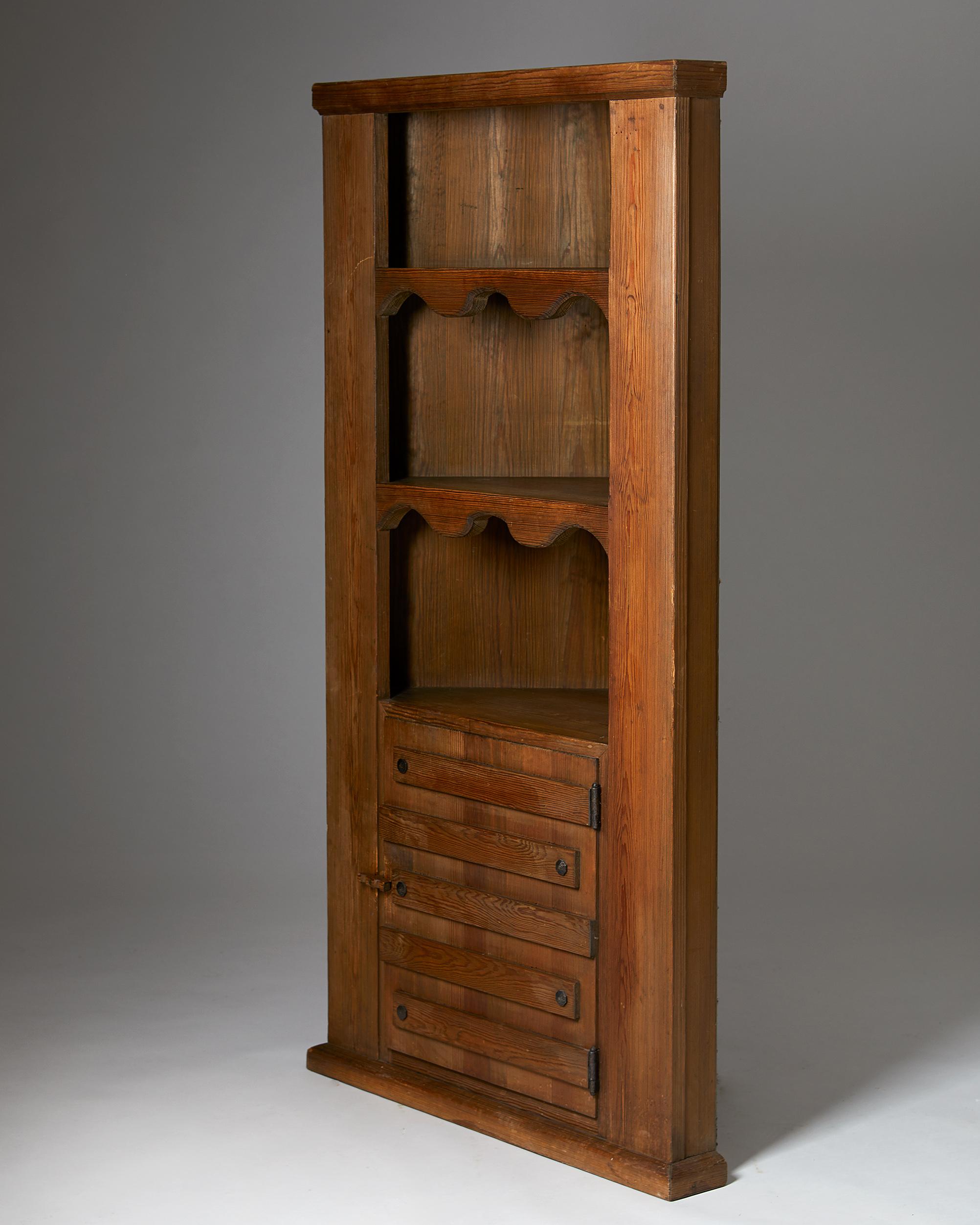 Scandinavian Modern Corner Cabinet “Sandhamn” by Axel Hjorth for Nordiska Kompaniet, Sweden, 1931