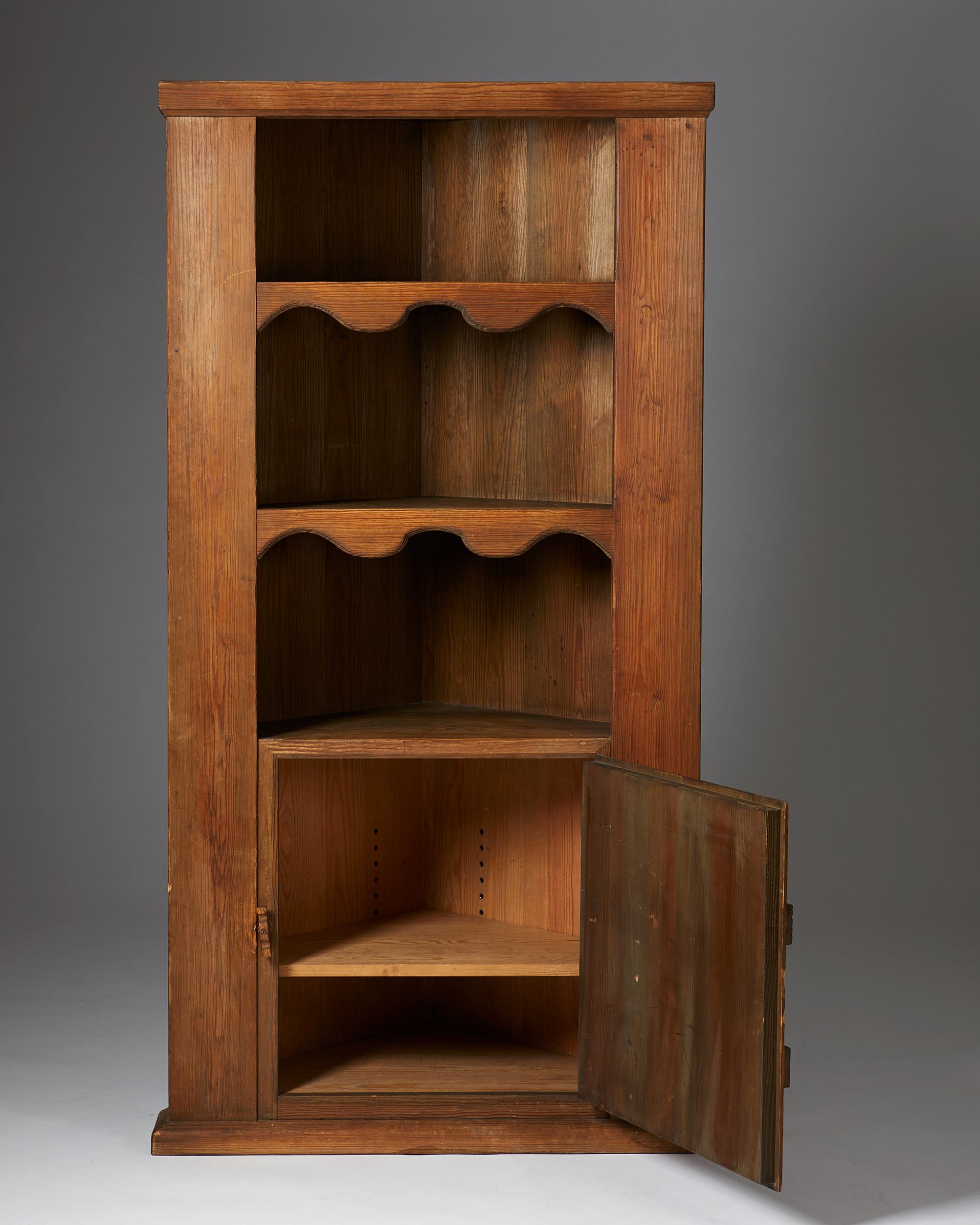 Swedish Corner Cabinet “Sandhamn” by Axel Hjorth for Nordiska Kompaniet, Sweden, 1931