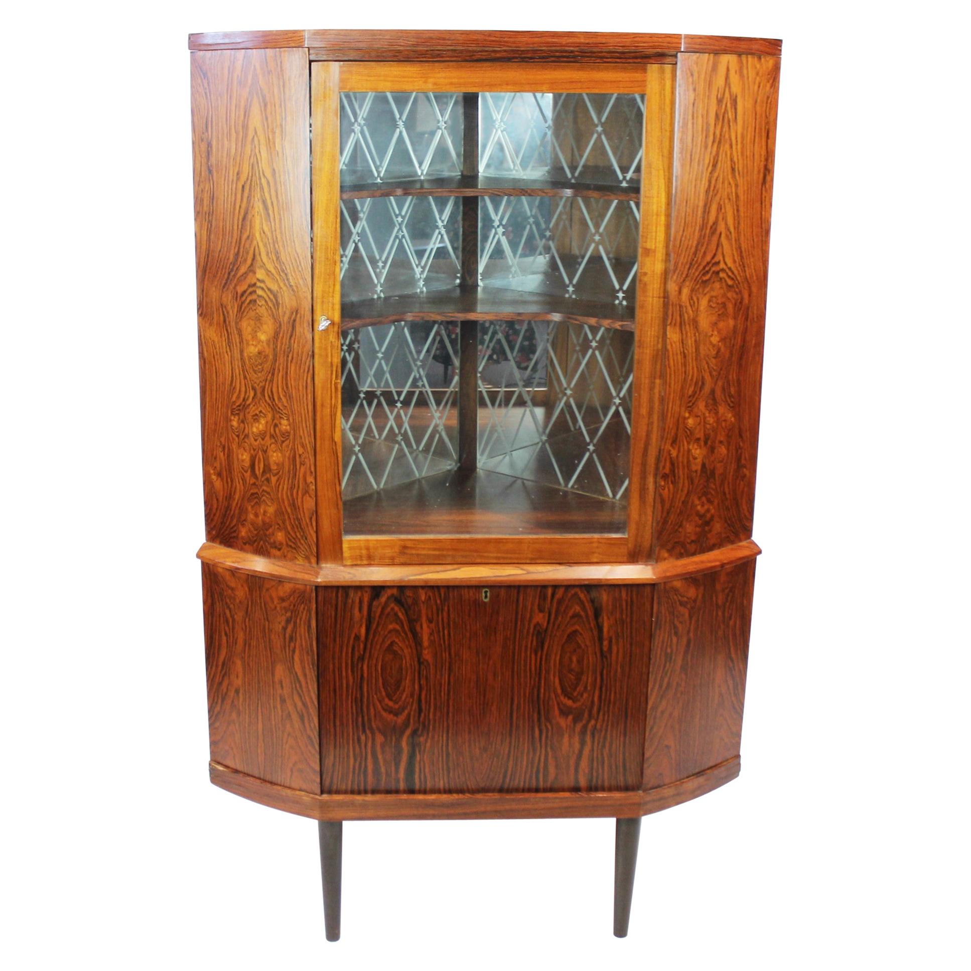 Scandinavian Modern Corner Cabinet Bar Cabinet in Rosewood from 1960's
