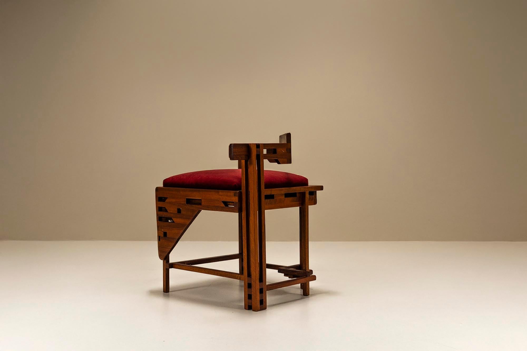 Corner Chair in Art Deco Style In condizioni buone in vendita a Hellouw, NL