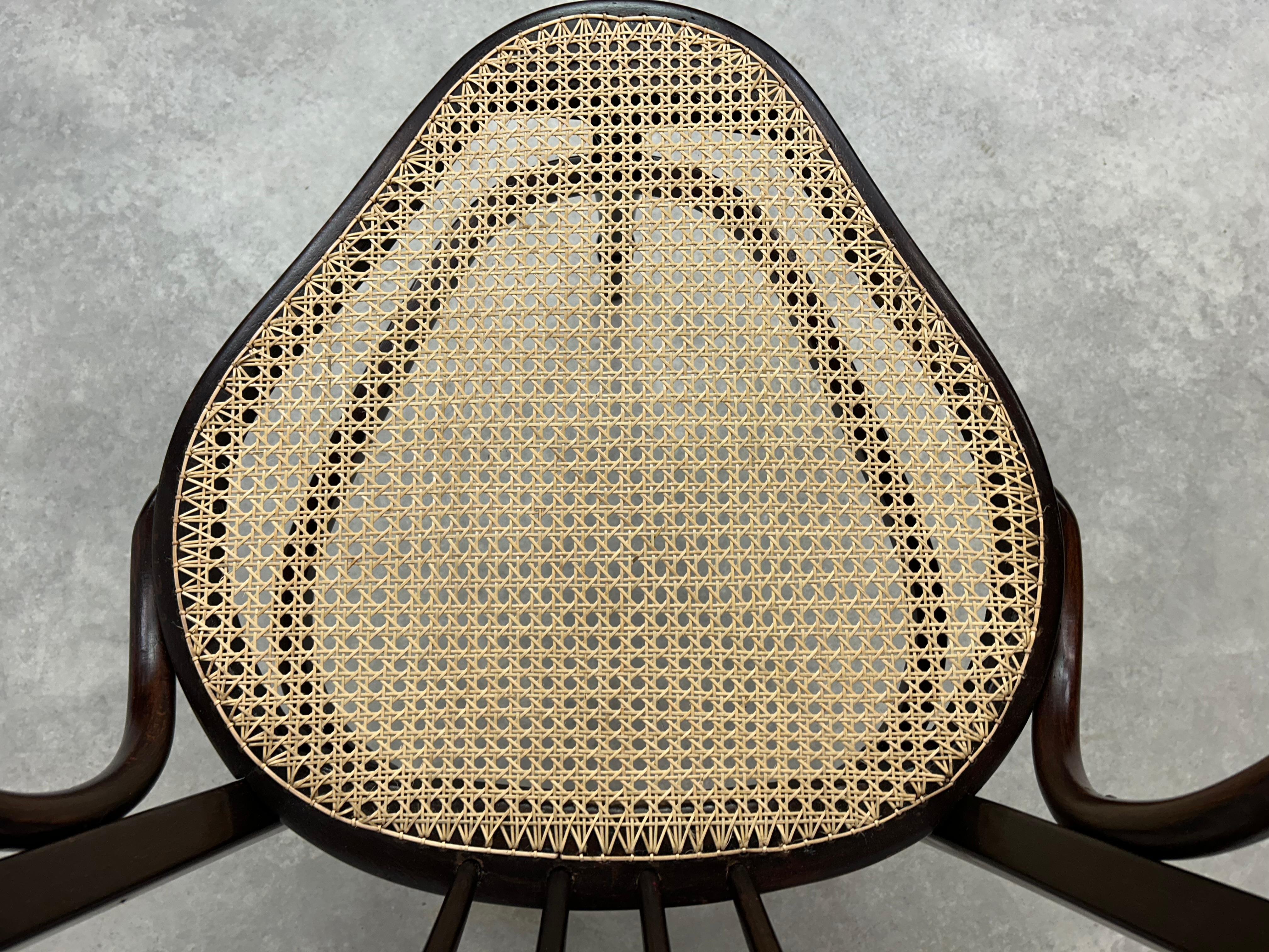 Fauteuil d'angle n°6 de J&J Kohn en vente 6