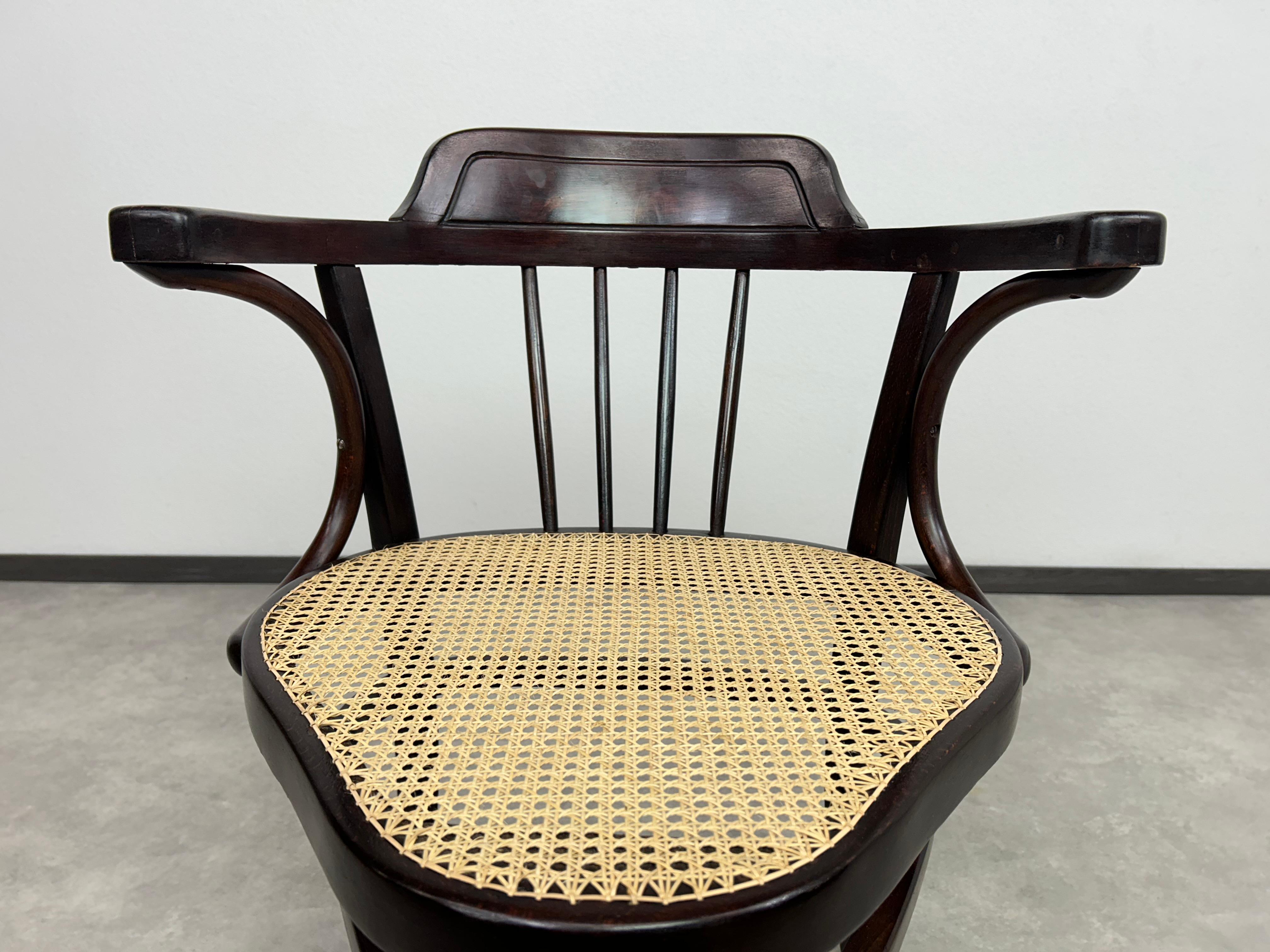 Rotin Fauteuil d'angle n°6 de J&J Kohn en vente