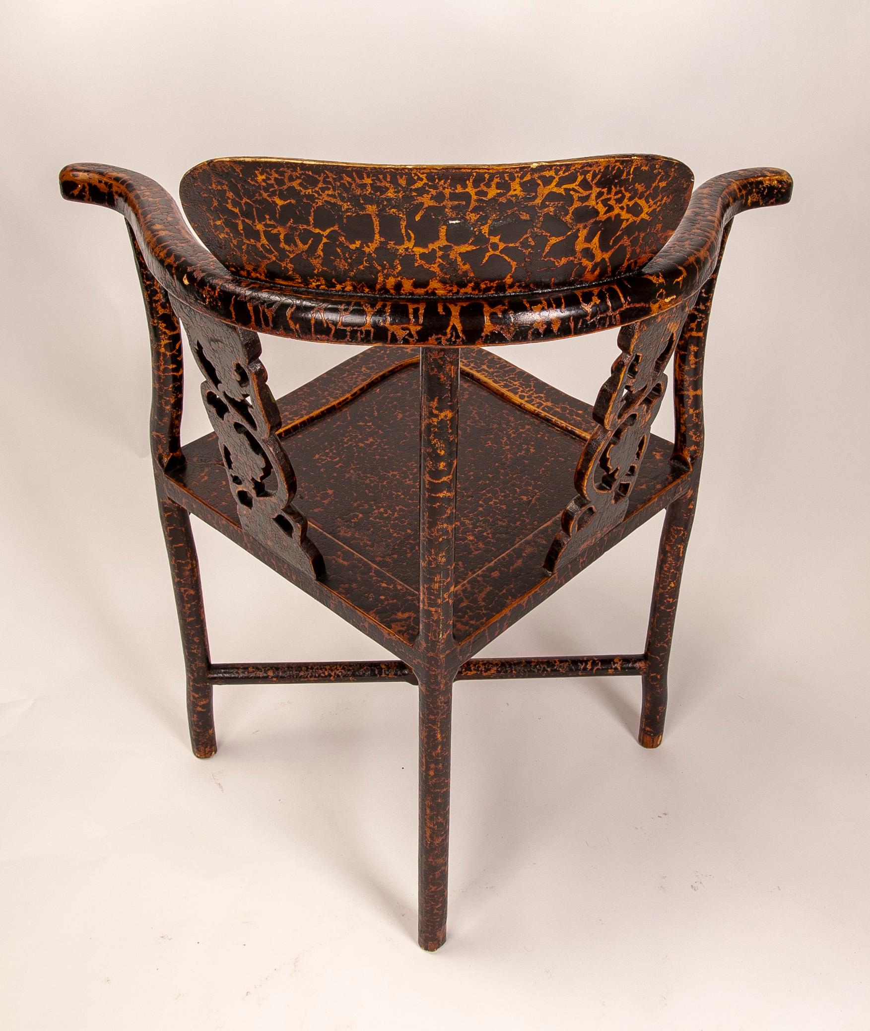 Corner Chair with Lacquered Wooden Arms and Carved Flowers on the Backrest For Sale 13