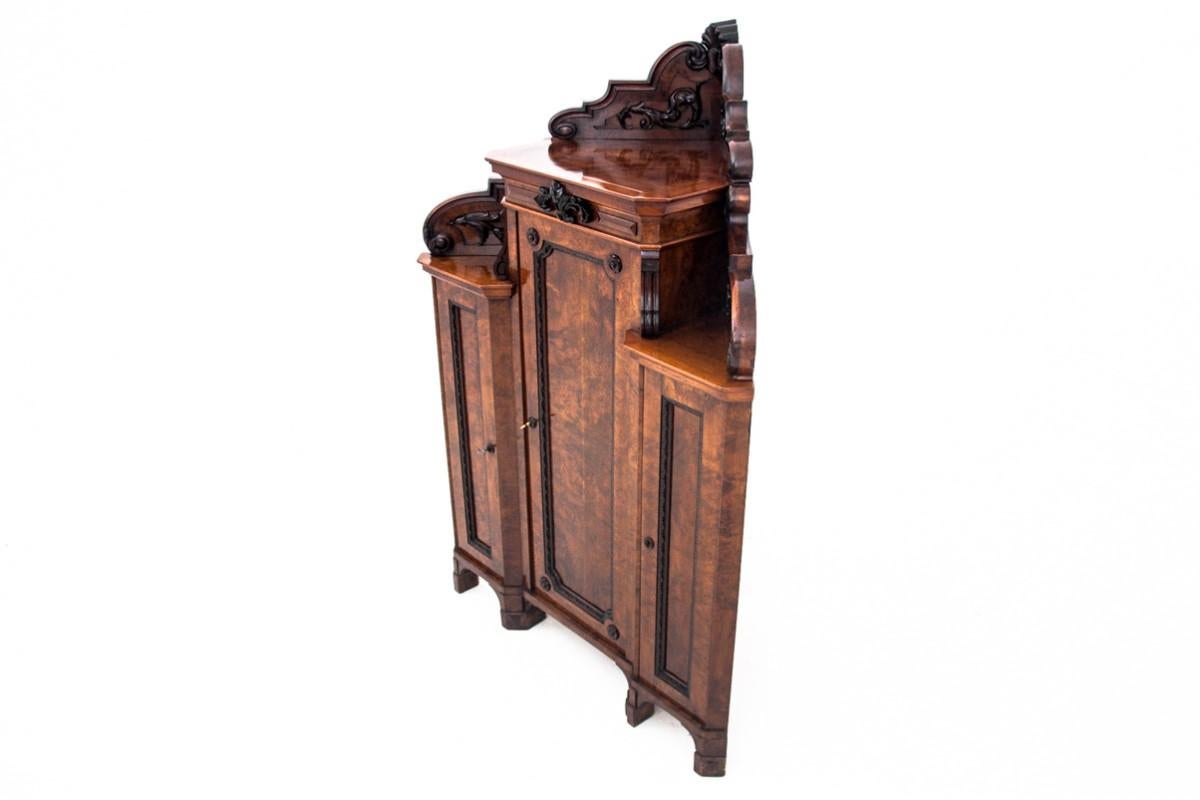 German Corner chest of drawers from around 1900. For Sale
