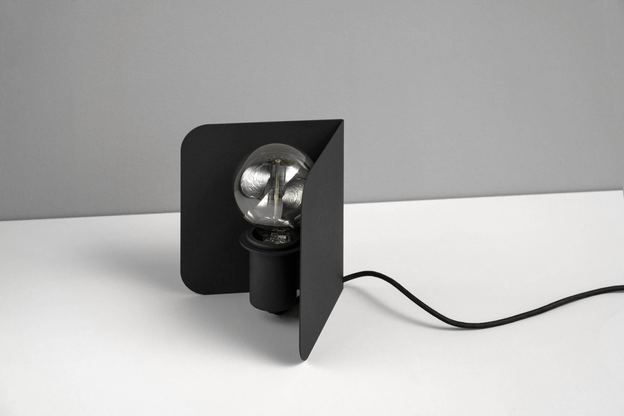 Poudré Lampe de table d'angle corail de +kouple en vente