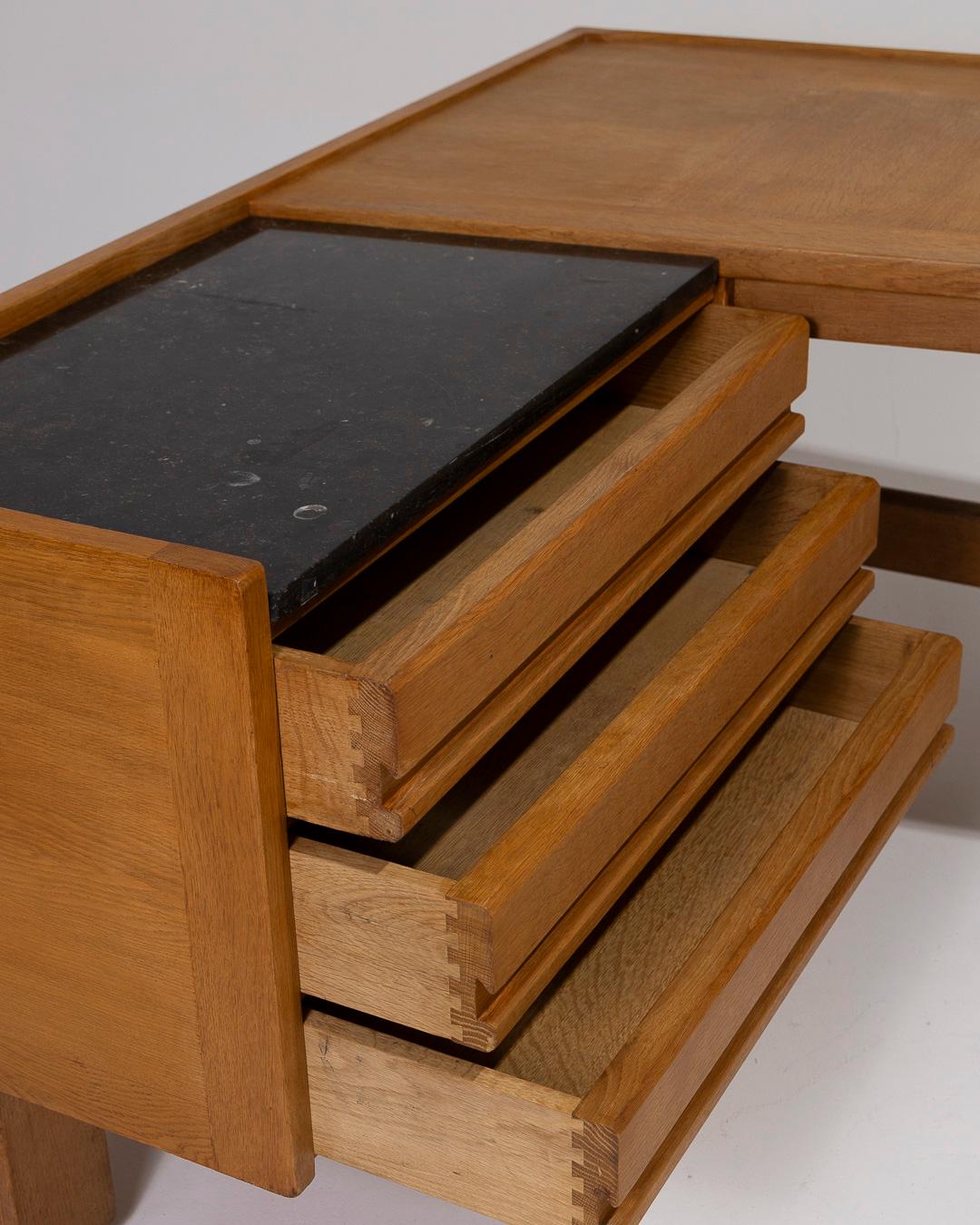 Corner desk in oak by Guillerme and Chambron, 1950s 7