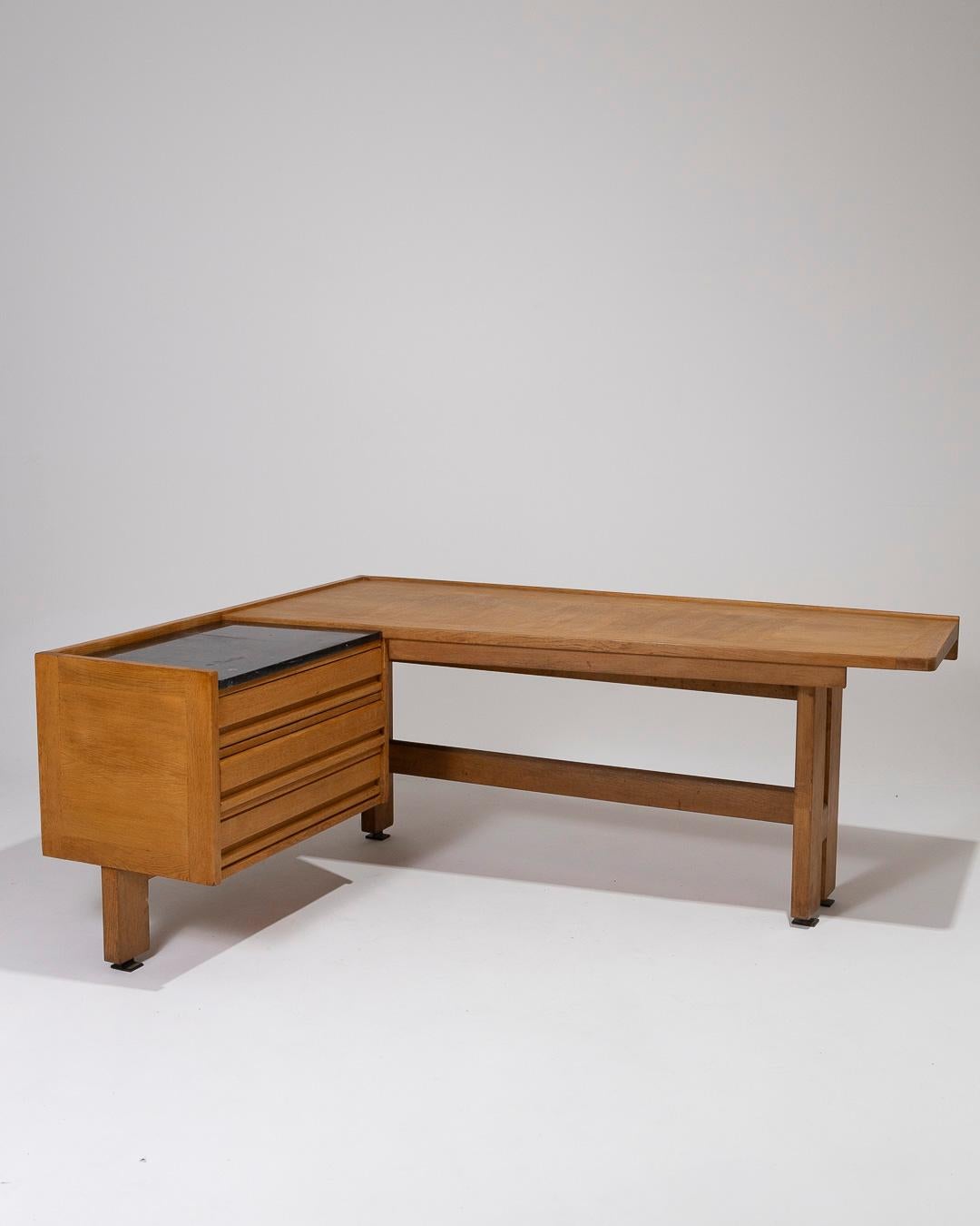 Large oak desk by the duo Robert Guillerme (1913-1990) and Jacques Chambron (1914-2001), 