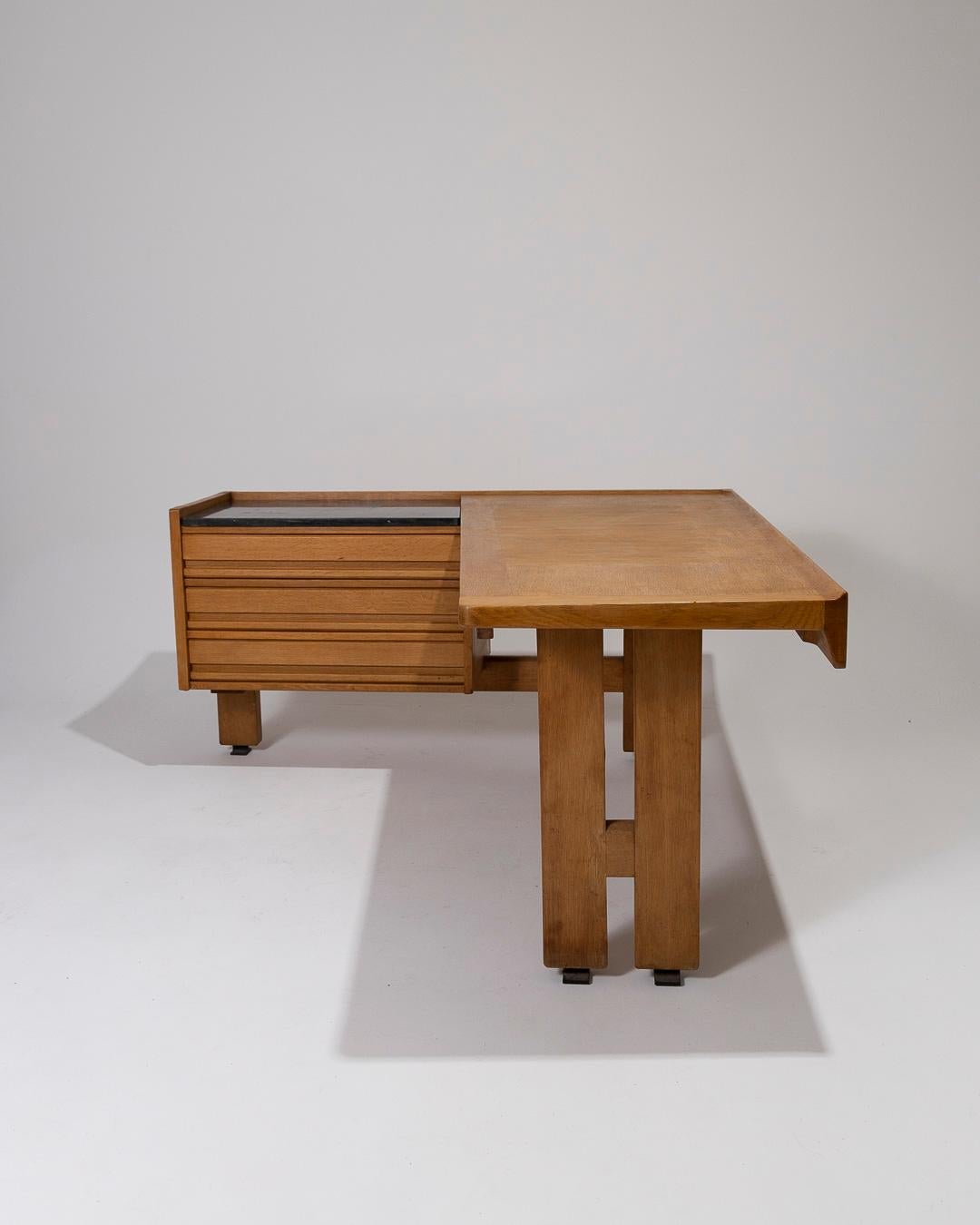 Mid-Century Modern Corner desk in oak by Guillerme and Chambron, 1950s