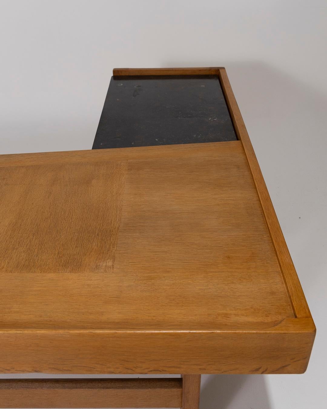Oak Corner desk in oak by Guillerme and Chambron, 1950s
