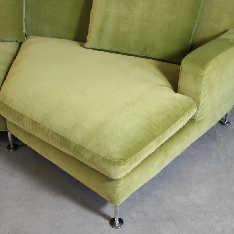 'HARRY' corner sofa, designed by Antonio Citterio. Italy, B&B Italia, 1995.

Very comfortable corner sofa, to be re-upholstered in the material of your choice by our upholsterers. Either send your own material or we use our own material at cost.
