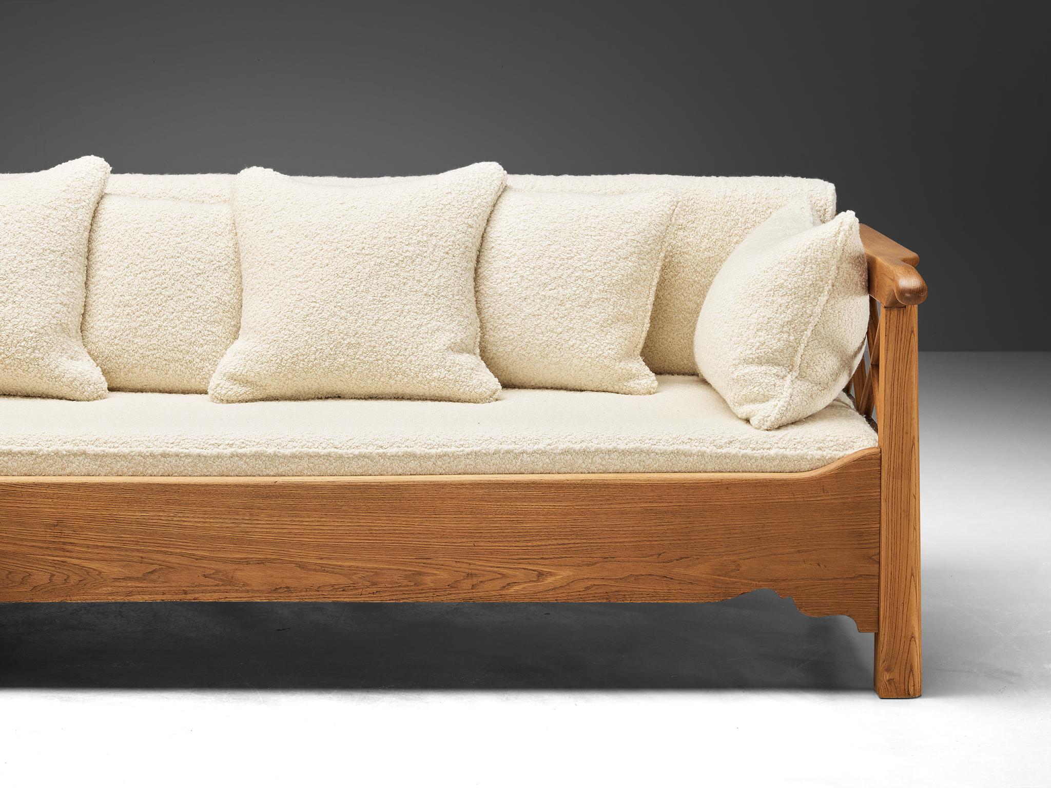 Corner Sofa in Elm and White Boucle  For Sale 4