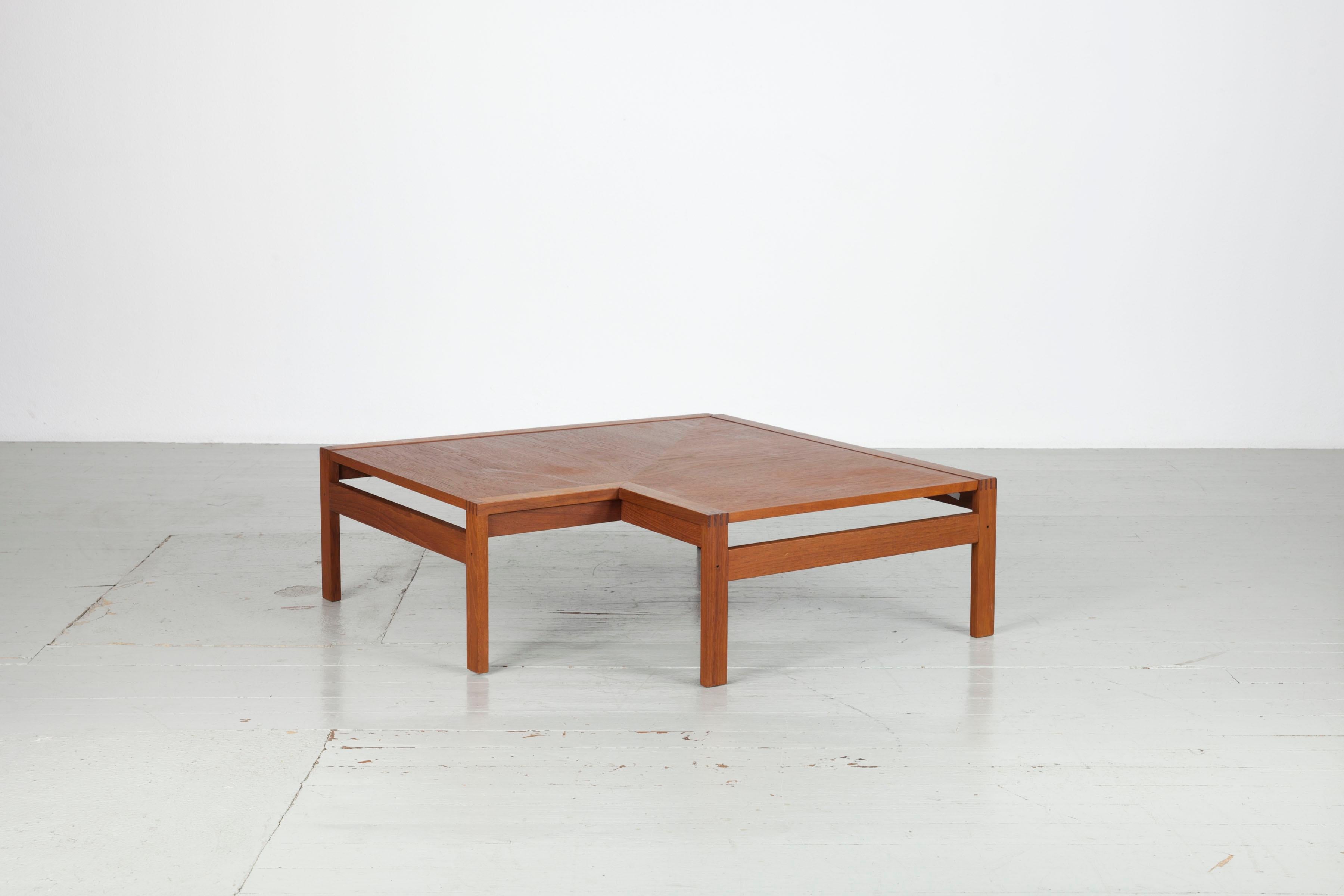 Mid-Century Modern Table de salon d'angle d'Ole Knudsen & Torben Lind, France & Son, années 1960 en vente
