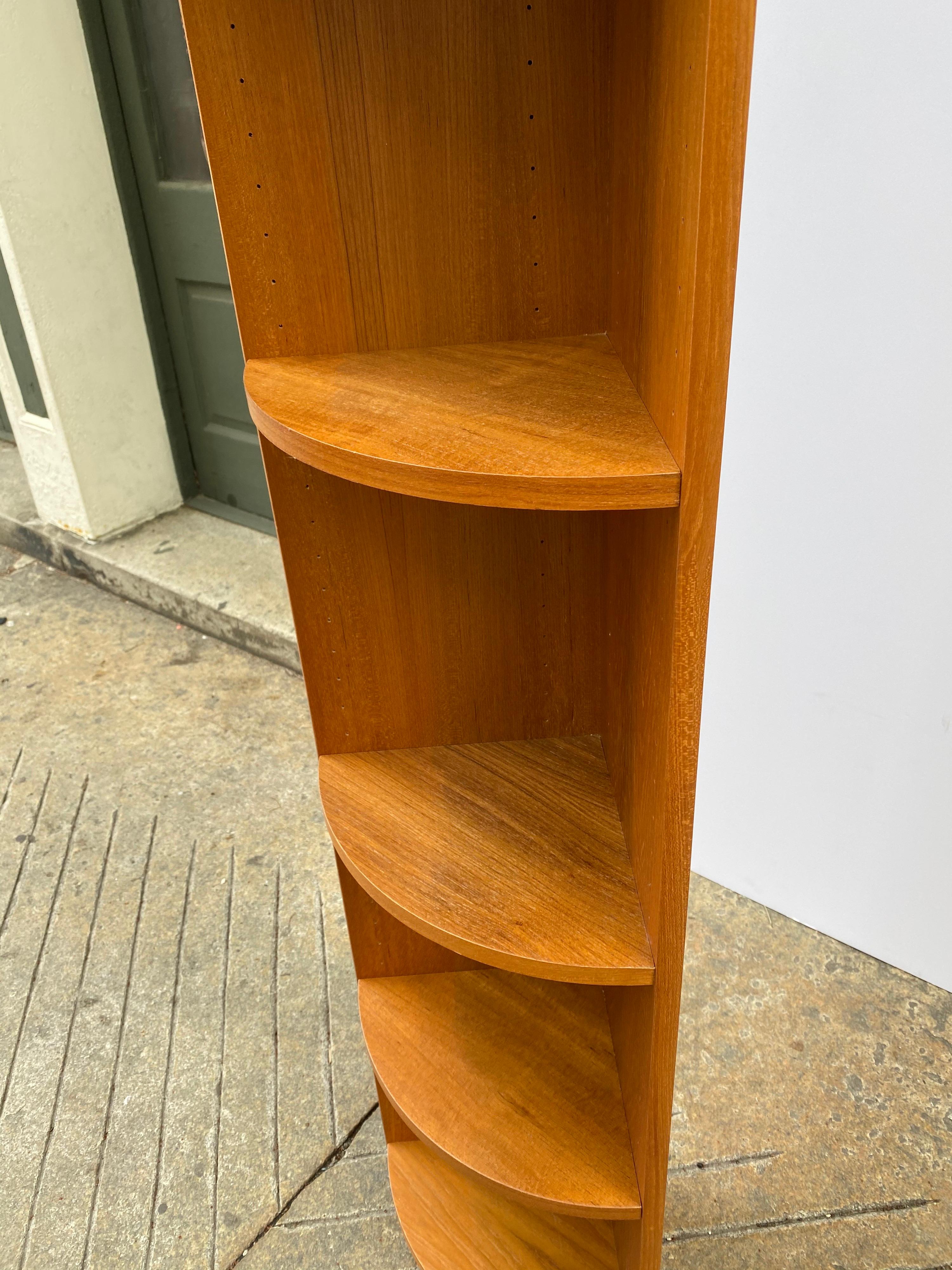 corner curved shelf